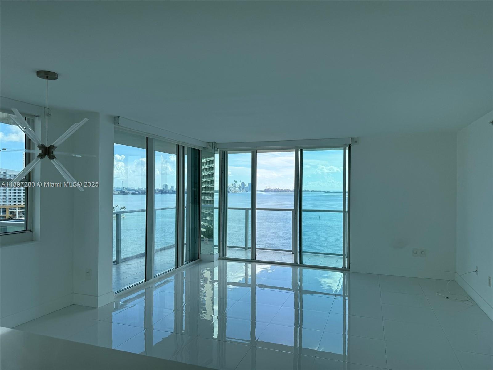1155 Brickell Bay Dr # 1210, Miami Unit: 1210