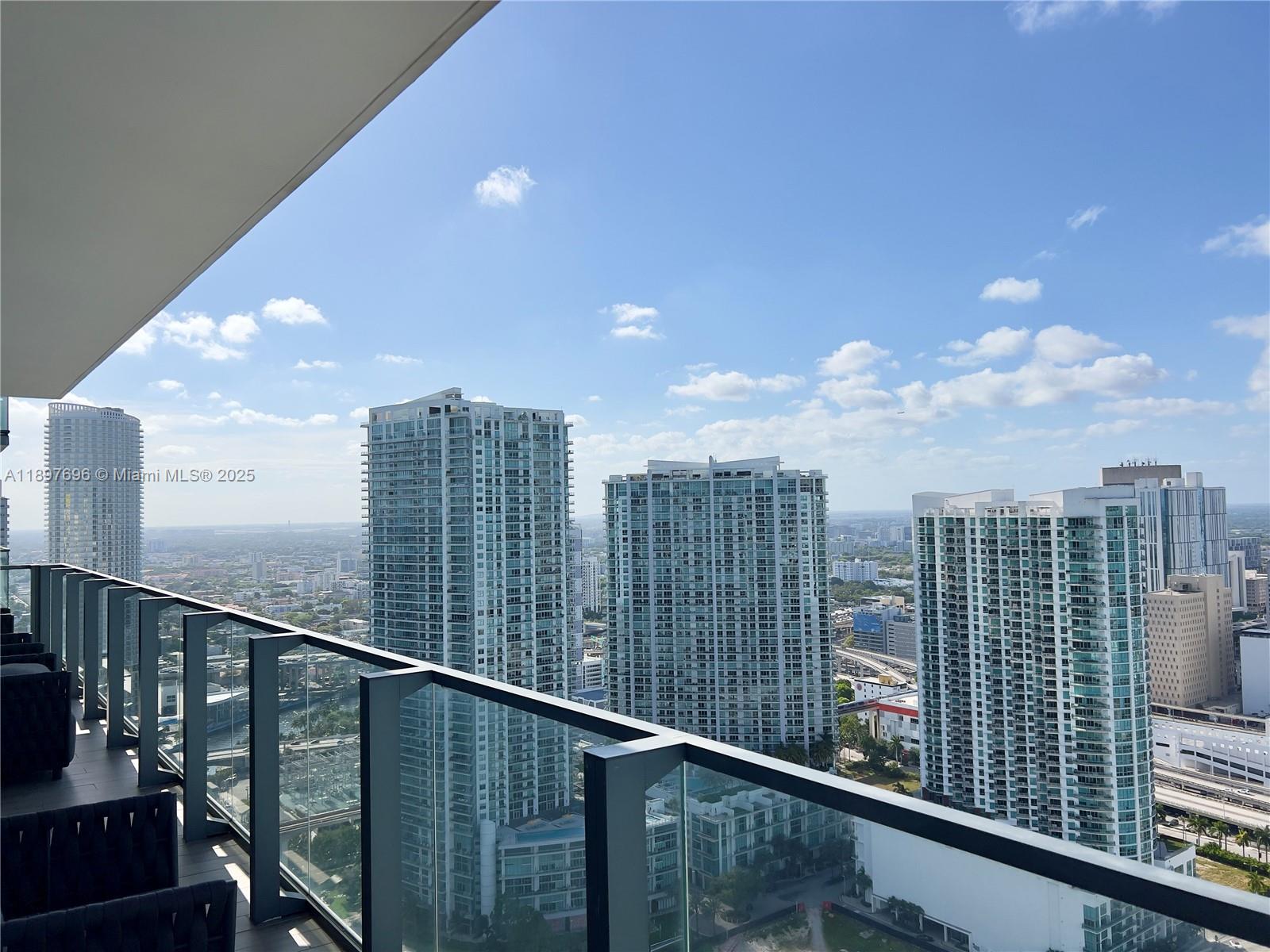 68 SE 6th St # 3611, Miami Unit: 3611