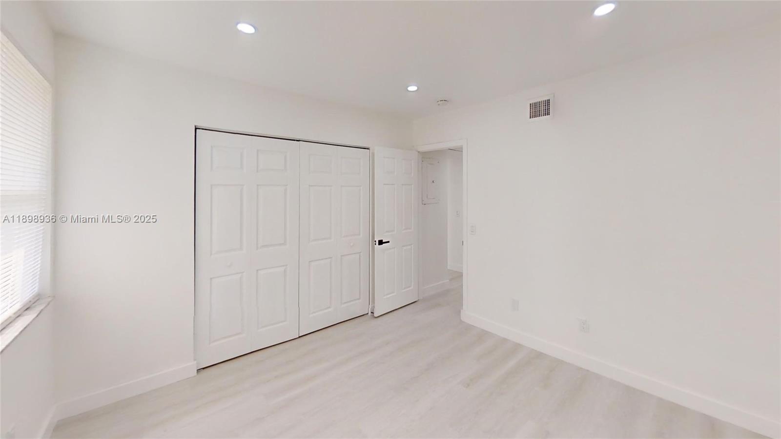 20230 NE 3rd Ct # 6, Miami Unit: 6