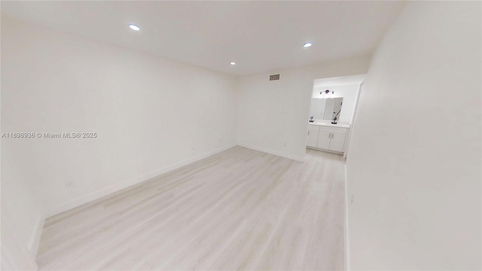 20230 NE 3rd Ct # 6, Miami Unit: 6