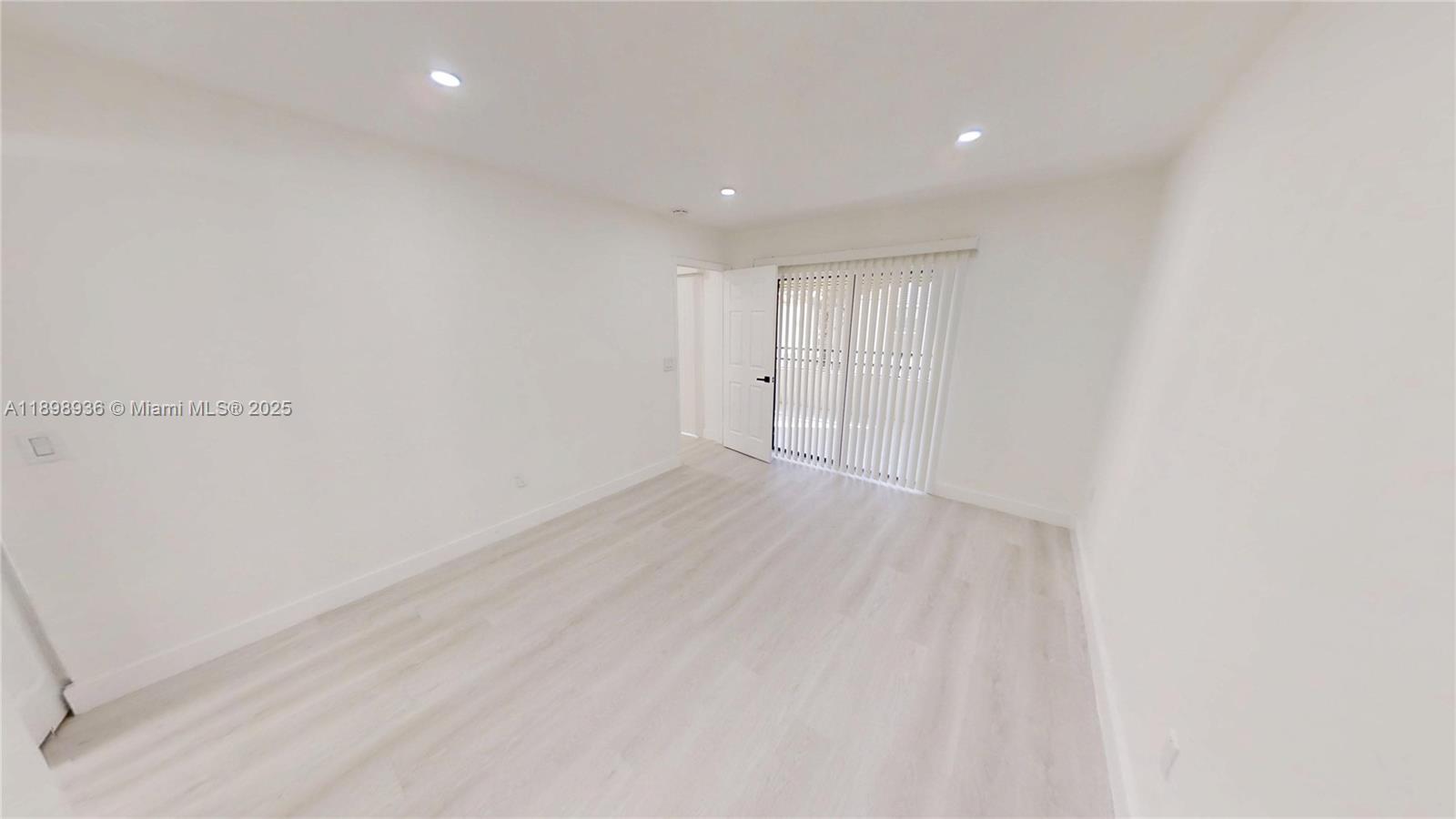 20230 NE 3rd Ct # 6, Miami Unit: 6