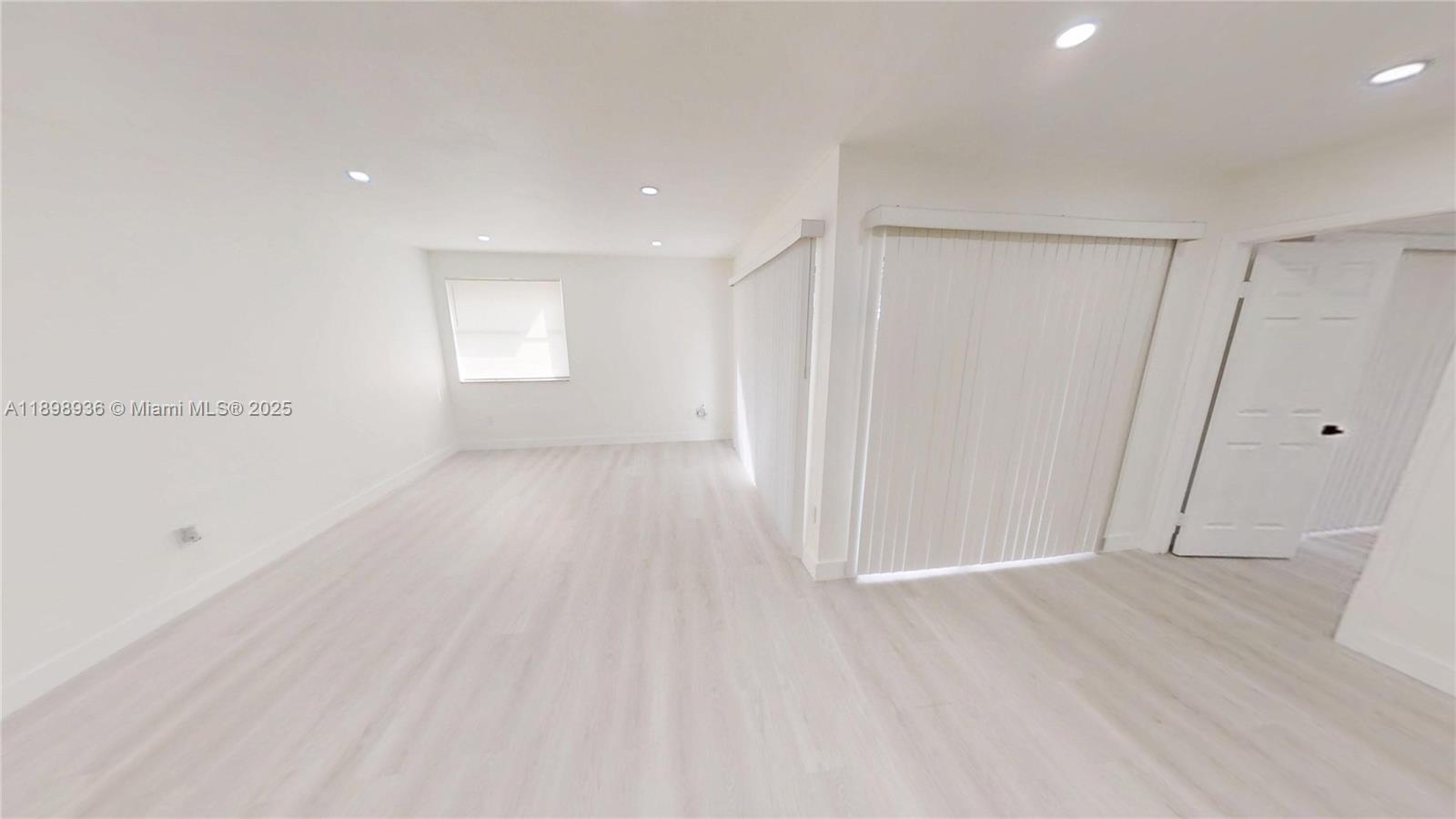 20230 NE 3rd Ct # 6, Miami Unit: 6