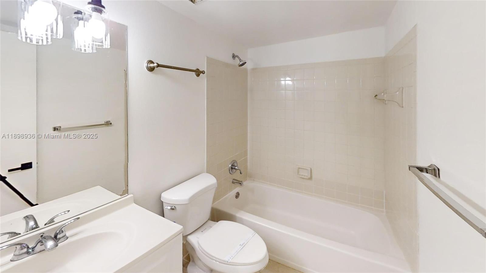 20230 NE 3rd Ct # 6, Miami Unit: 6