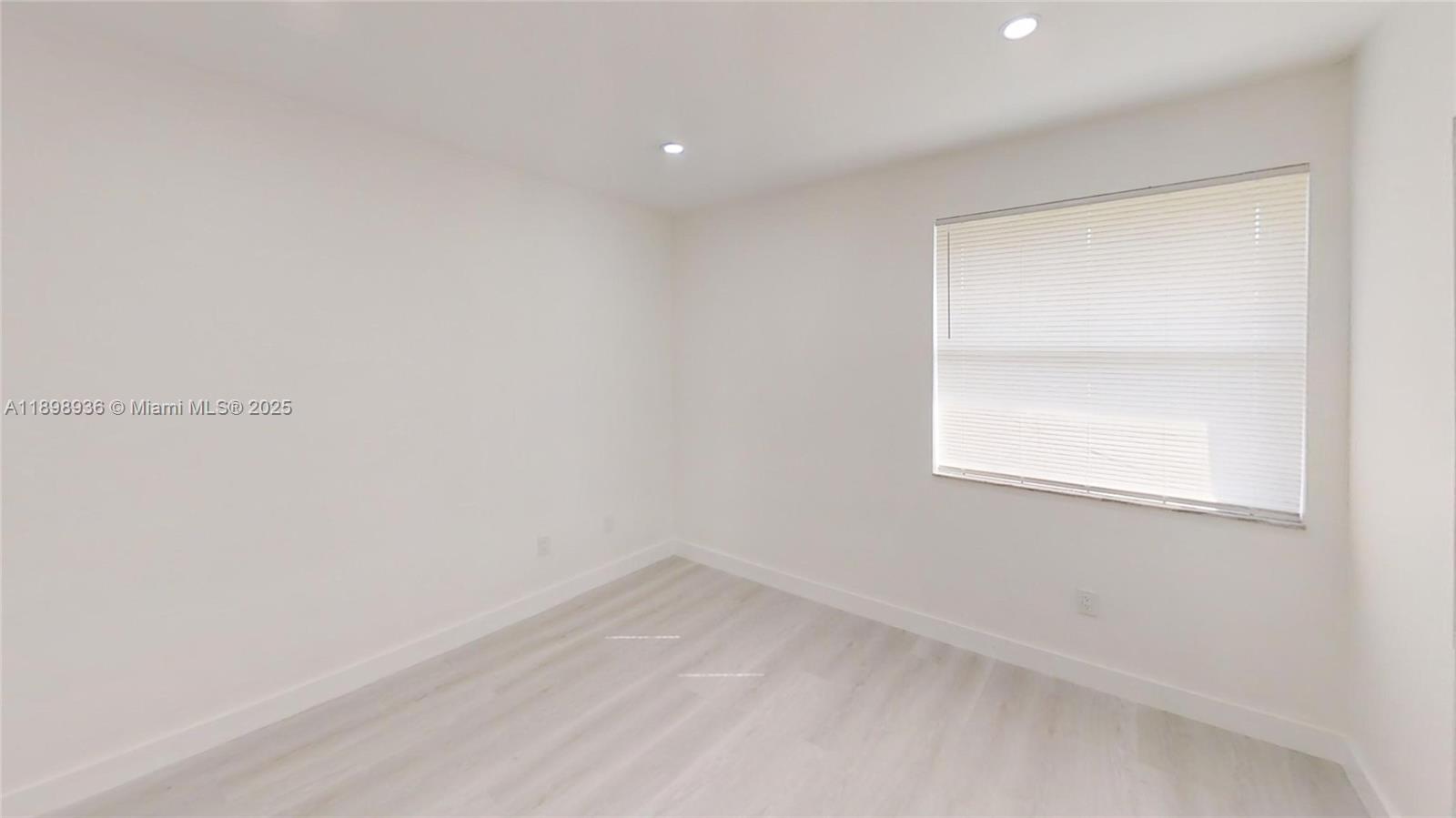 20230 NE 3rd Ct # 6, Miami Unit: 6