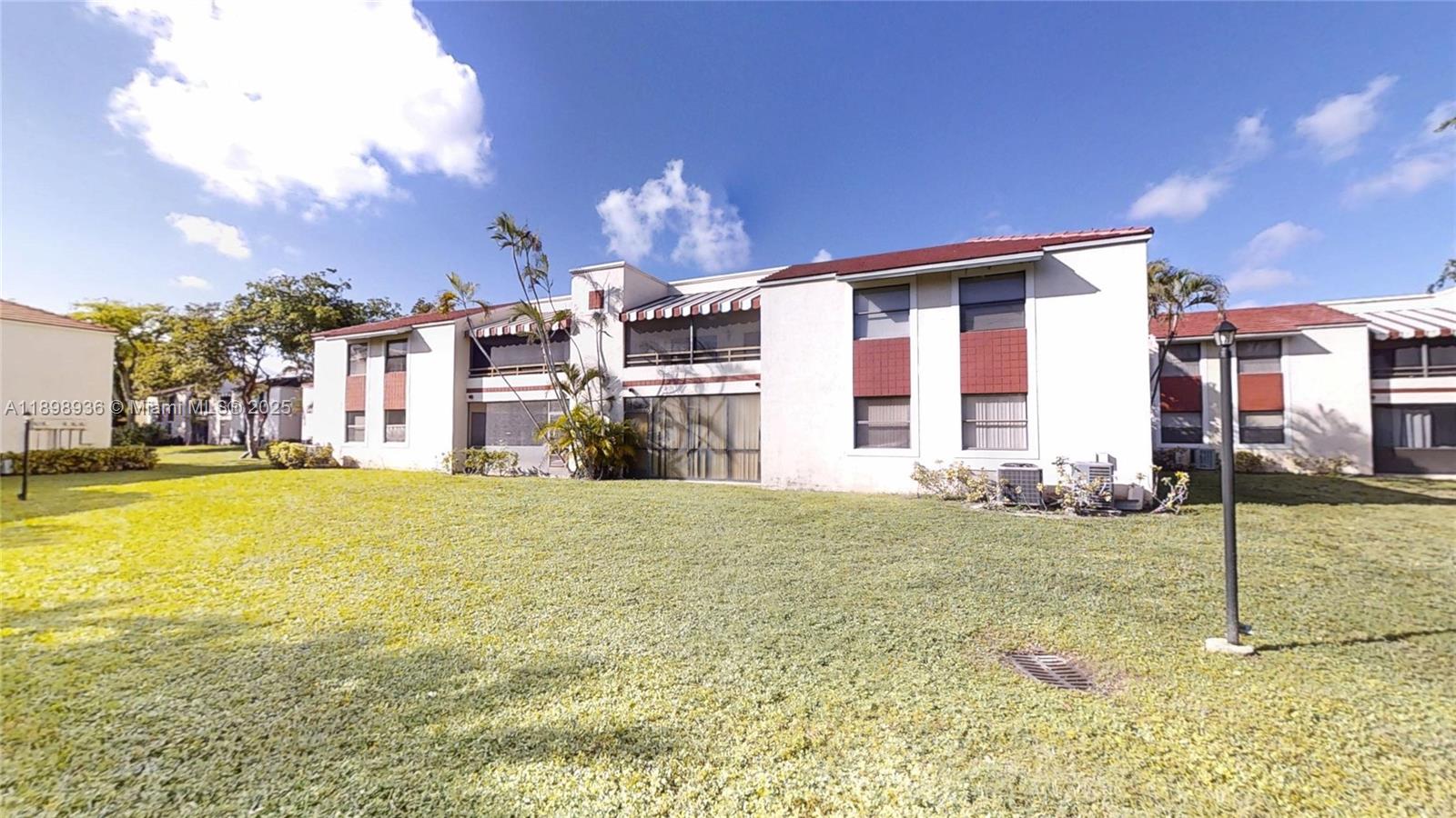 20230 NE 3rd Ct # 6, Miami Unit: 6