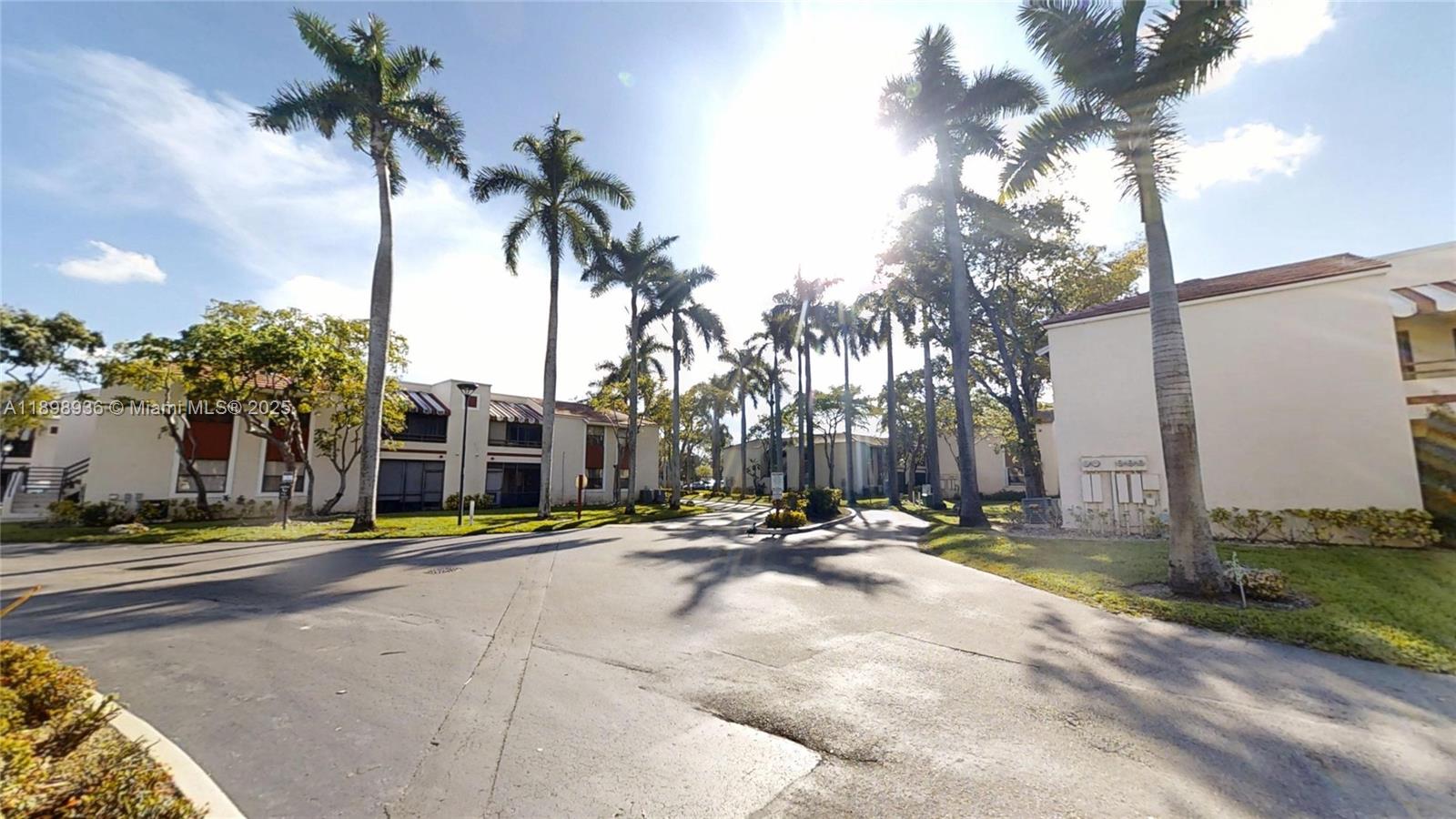 20230 NE 3rd Ct # 6, Miami Unit: 6