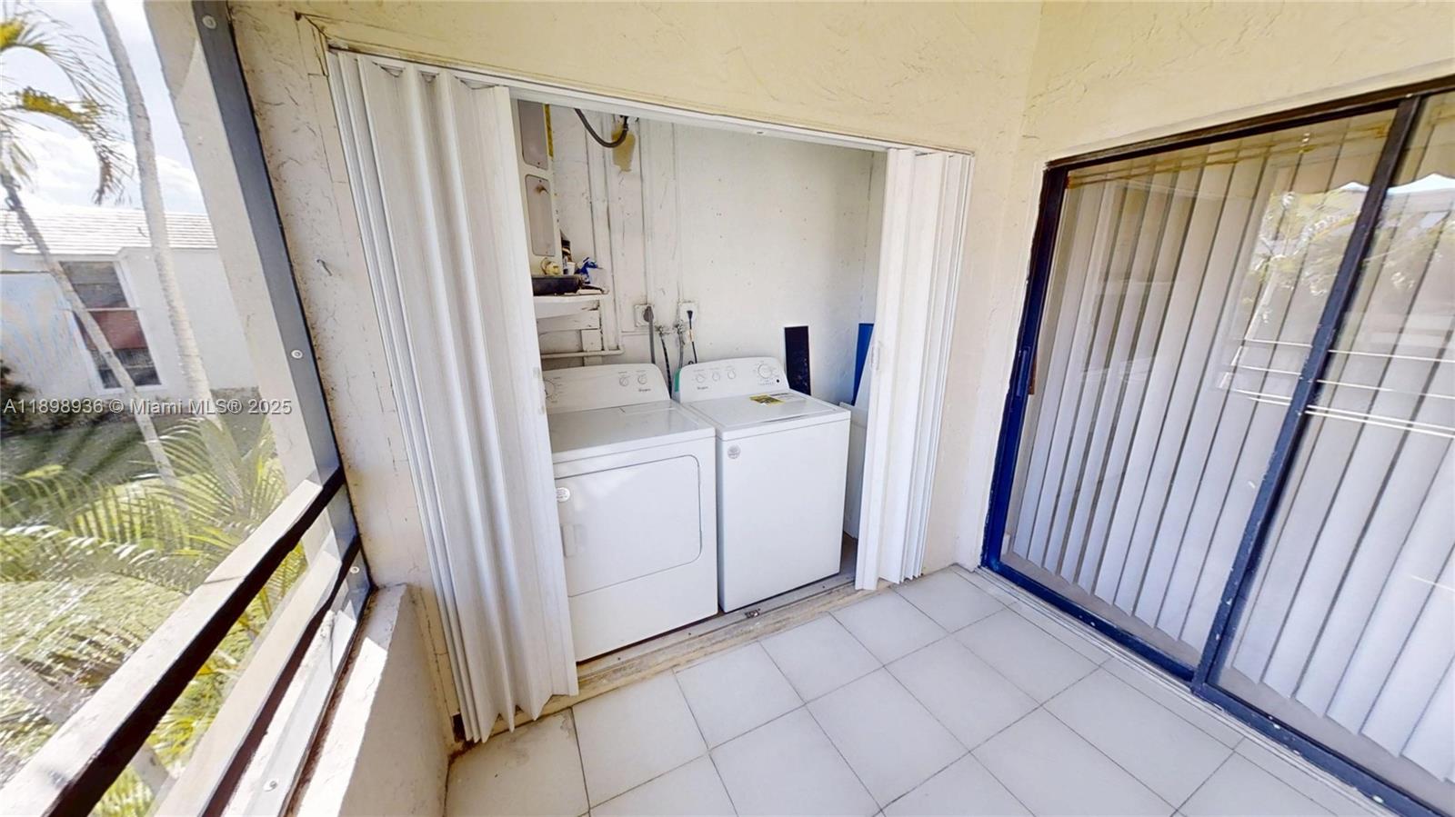 20230 NE 3rd Ct # 6, Miami Unit: 6