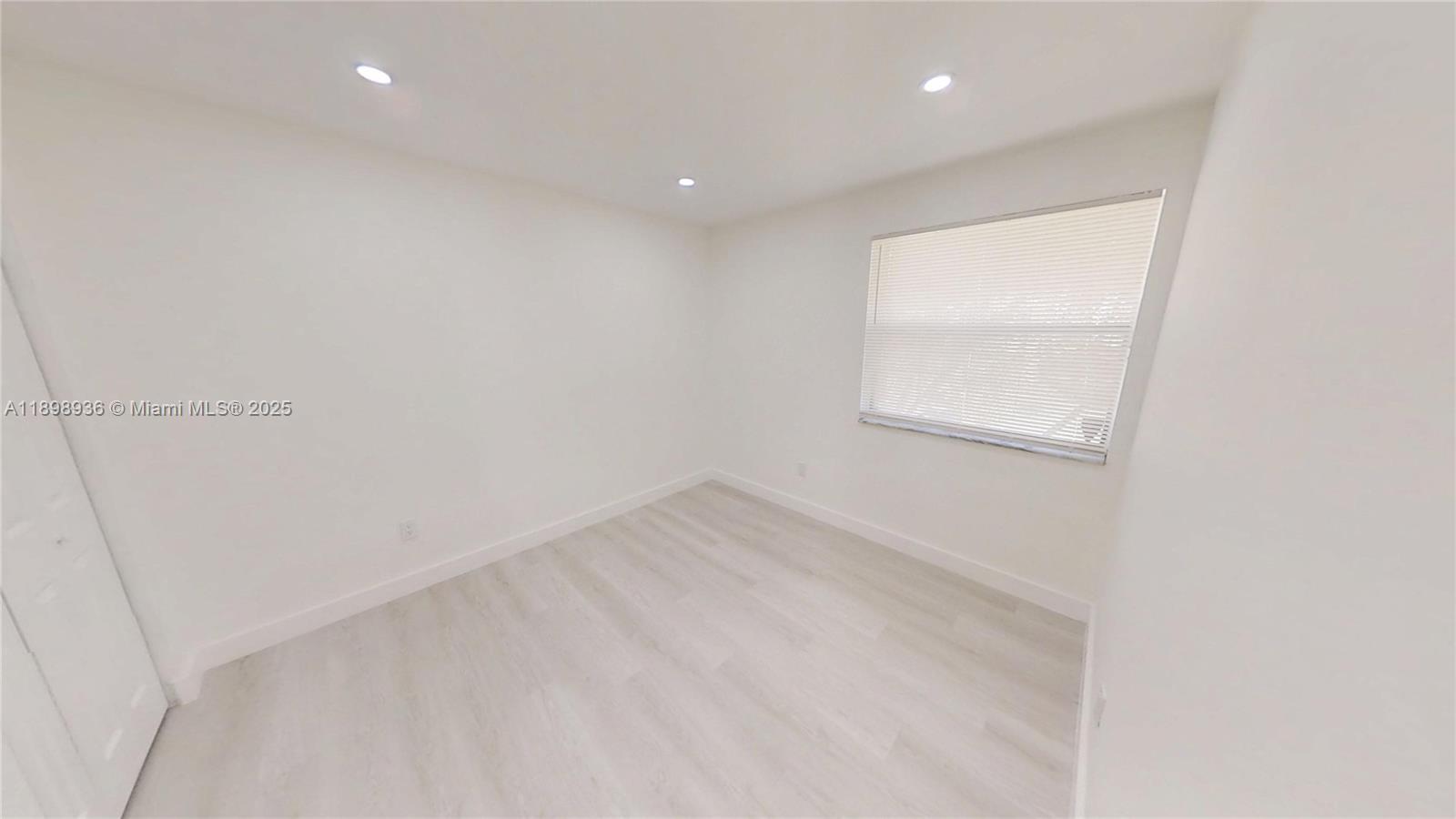 20230 NE 3rd Ct # 6, Miami Unit: 6