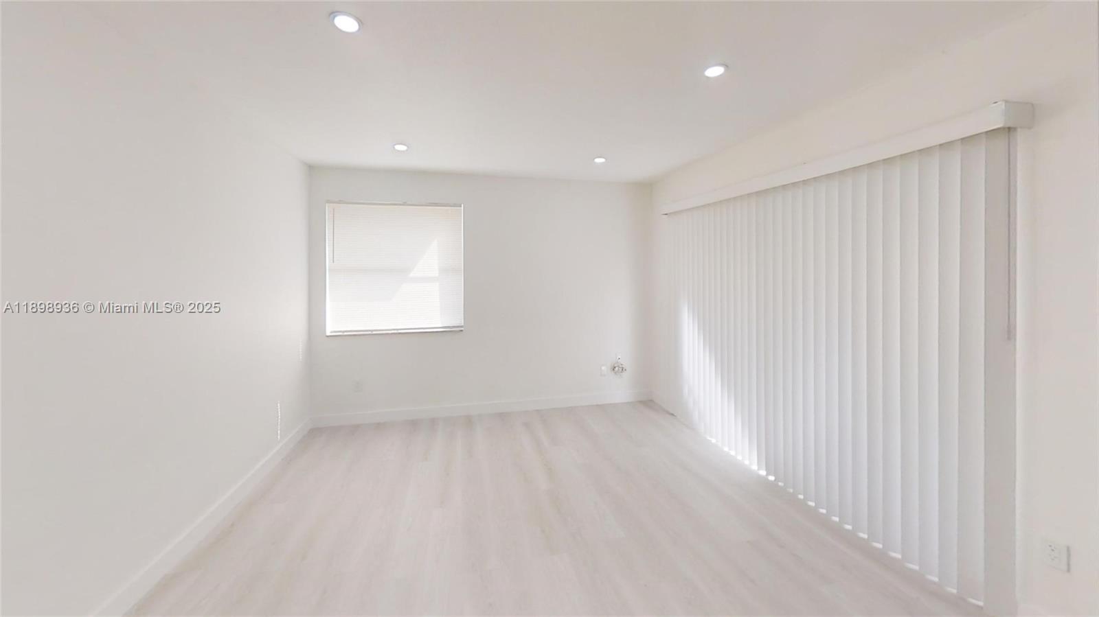 20230 NE 3rd Ct # 6, Miami Unit: 6