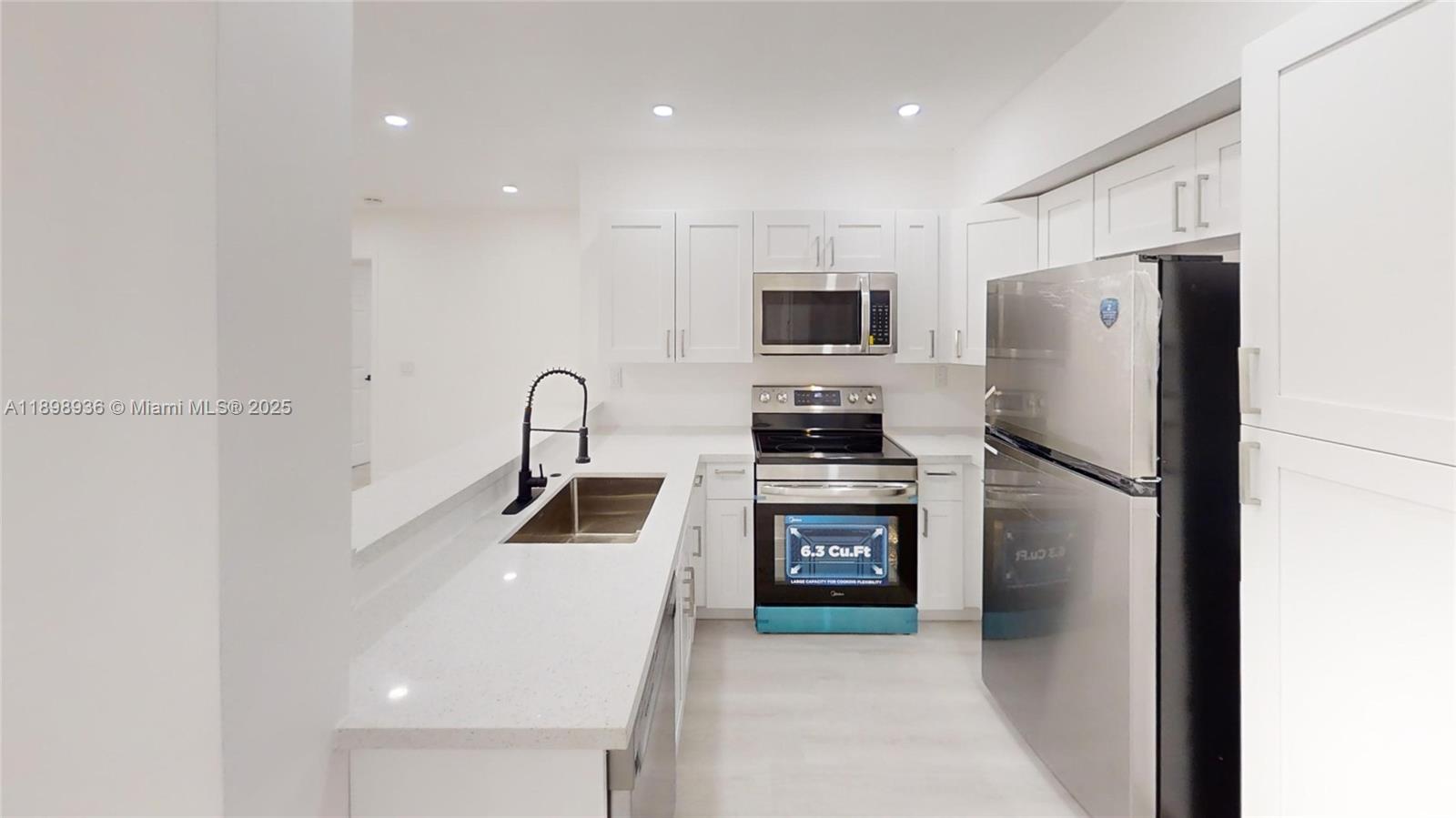 20230 NE 3rd Ct # 6, Miami Unit: 6