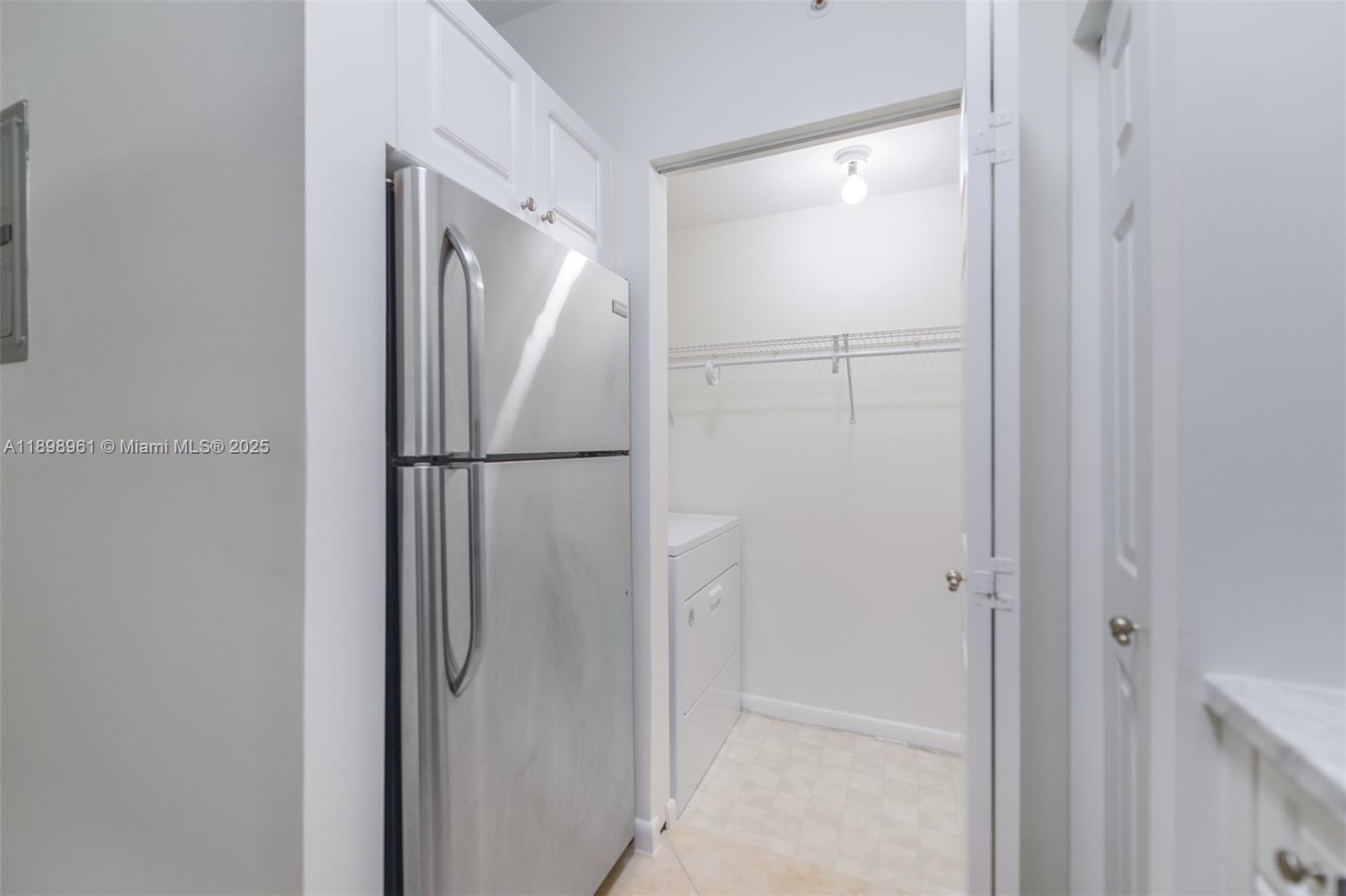 17100 N Bay Rd # 1614, Sunny Isles Beach Unit: 1614