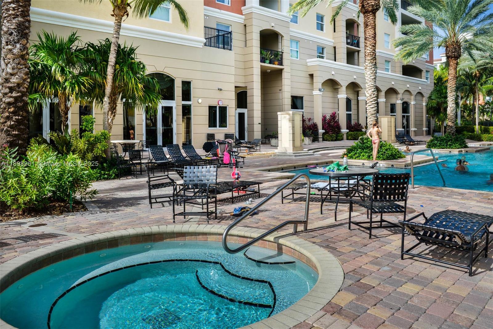 17100 N Bay Rd # 1614, Sunny Isles Beach Unit: 1614