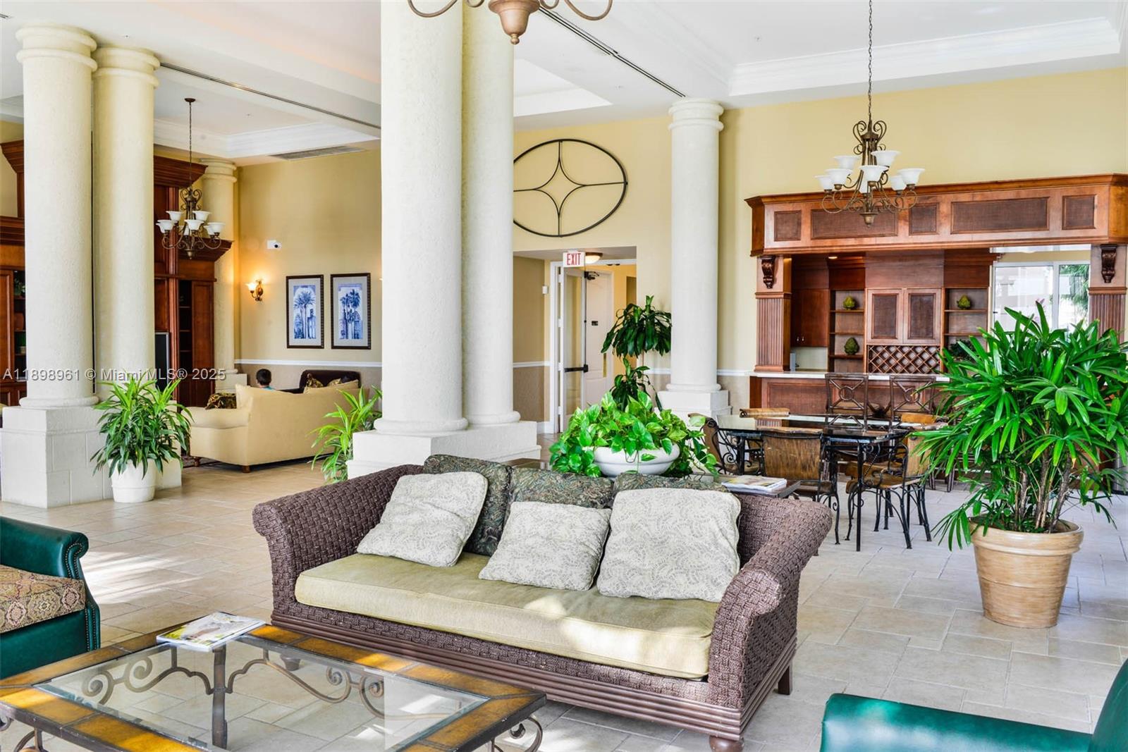 17100 N Bay Rd # 1614, Sunny Isles Beach Unit: 1614