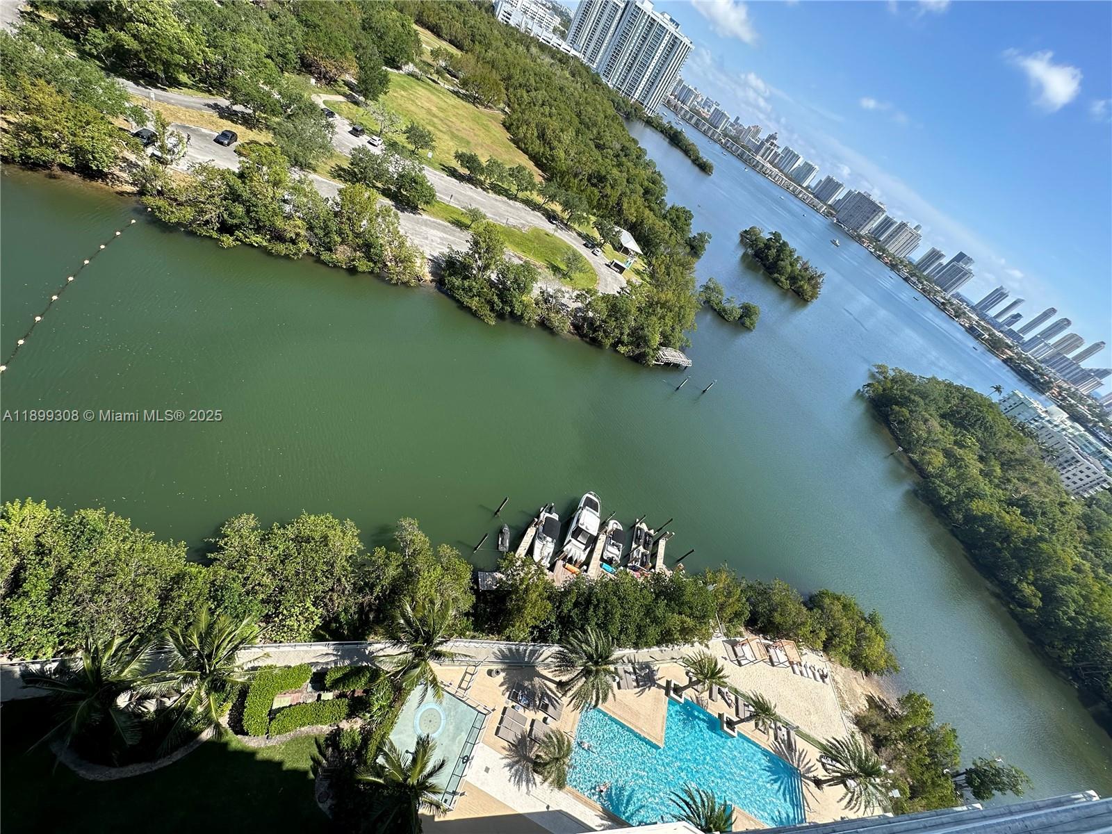 16385 Biscayne Blvd # 1505, North Miami Beach Unit: 1505