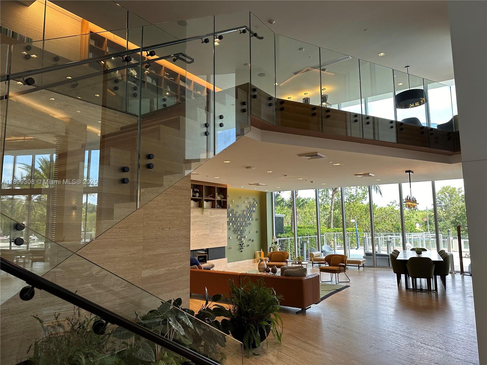 16385 Biscayne Blvd # 1505, North Miami Beach Unit: 1505