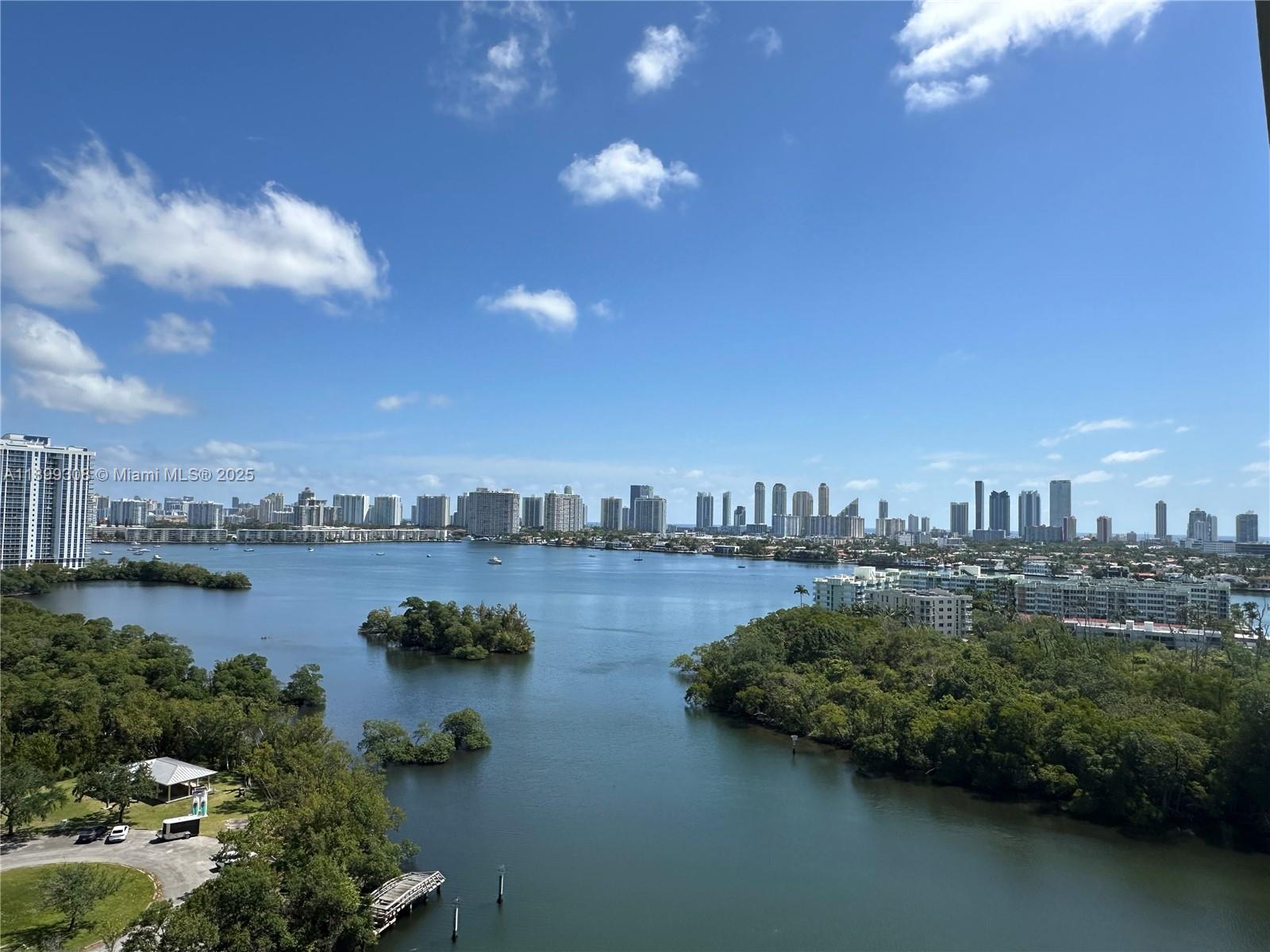16385 Biscayne Blvd # 1505, North Miami Beach Unit: 1505