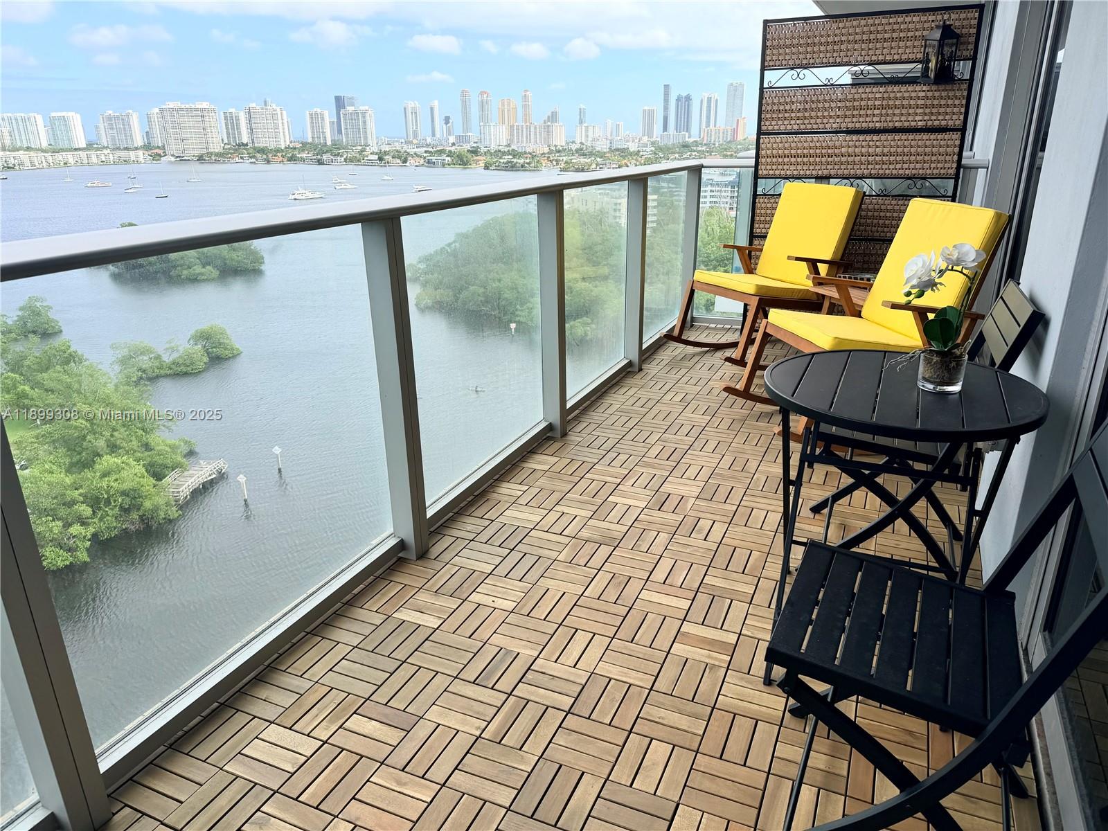 16385 Biscayne Blvd # 1505, North Miami Beach Unit: 1505