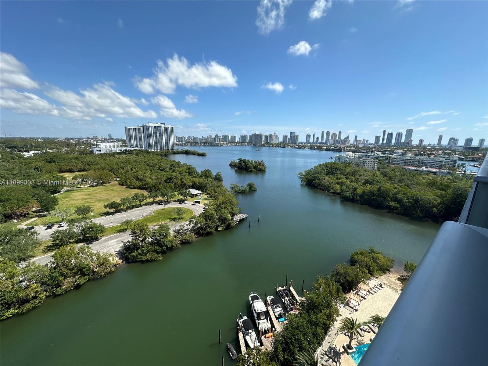 16385 Biscayne Blvd # 1505, North Miami Beach Unit: 1505