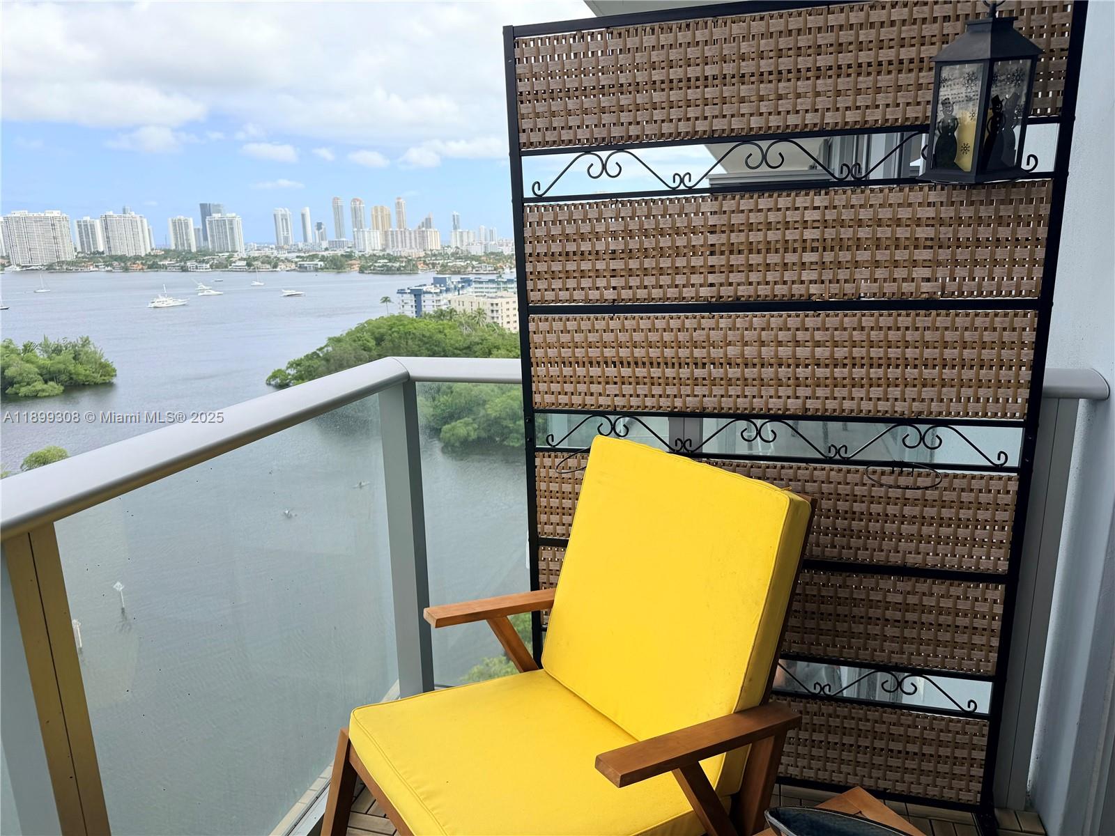 16385 Biscayne Blvd # 1505, North Miami Beach Unit: 1505