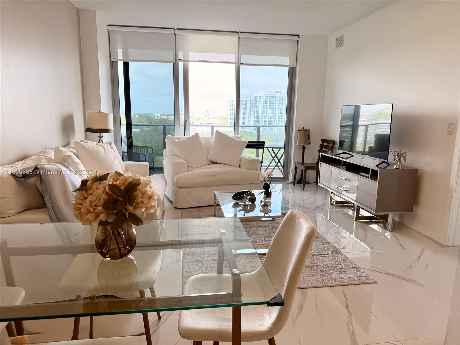 16385 Biscayne Blvd # 1505, North Miami Beach Unit: 1505