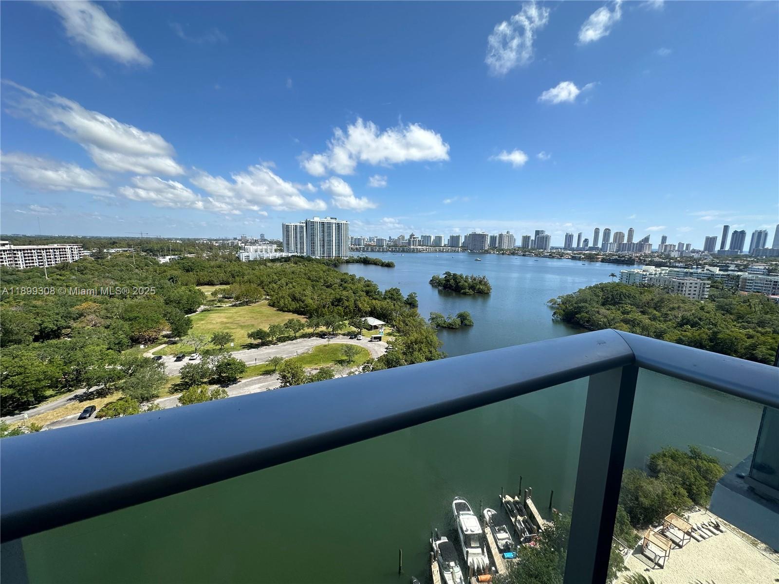 16385 Biscayne Blvd # 1505, North Miami Beach Unit: 1505