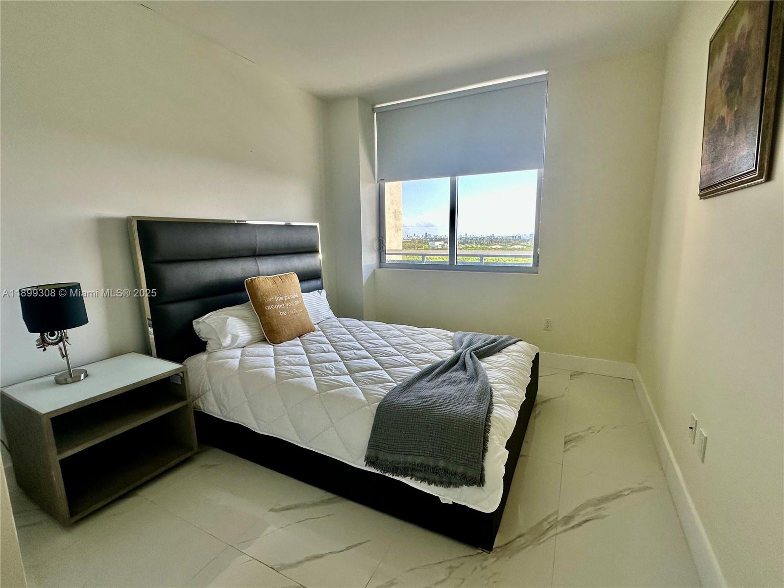 16385 Biscayne Blvd # 1505, North Miami Beach Unit: 1505