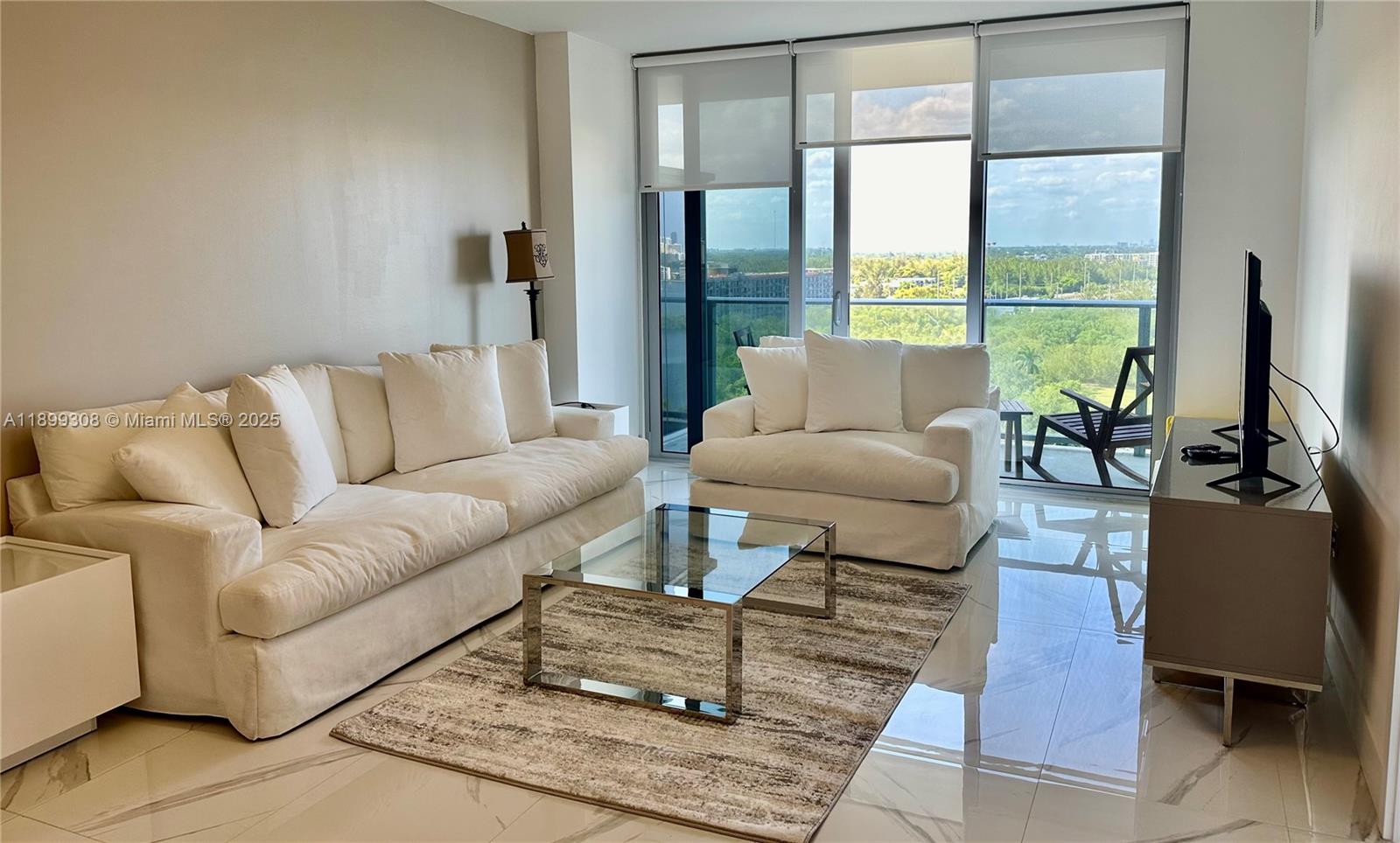 16385 Biscayne Blvd # 1505, North Miami Beach Unit: 1505
