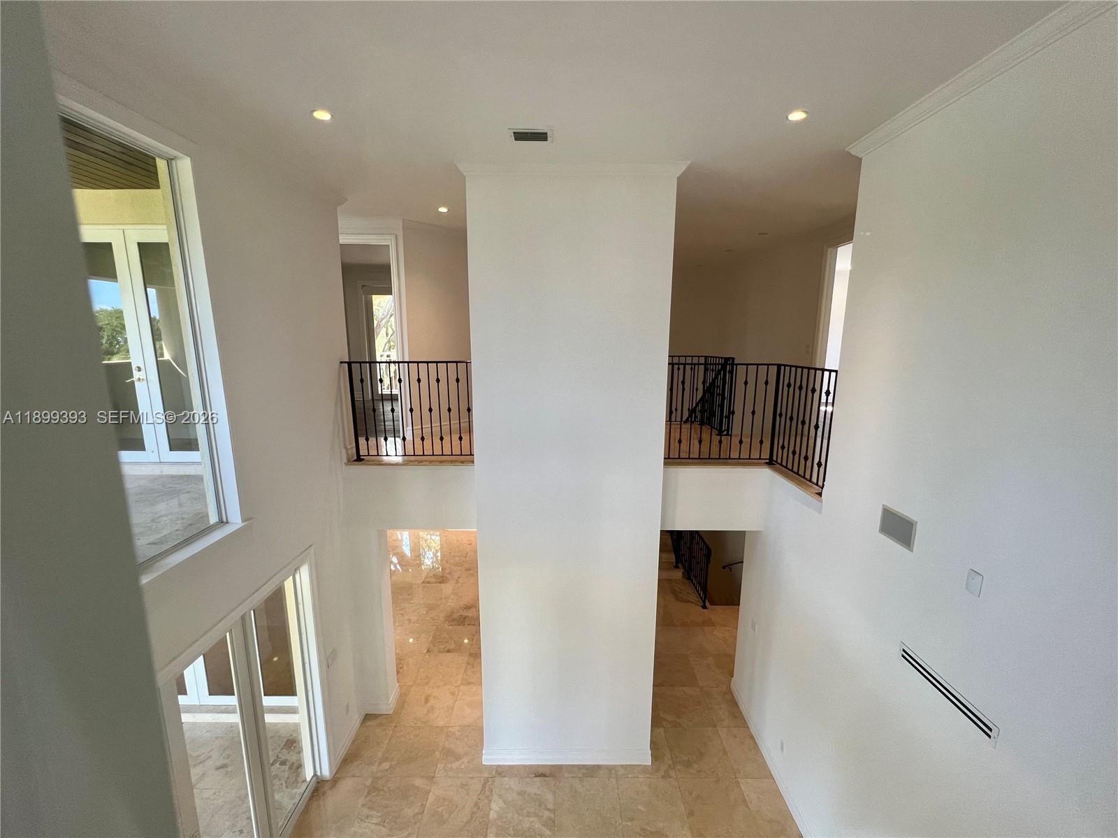 573 Satinwood Dr