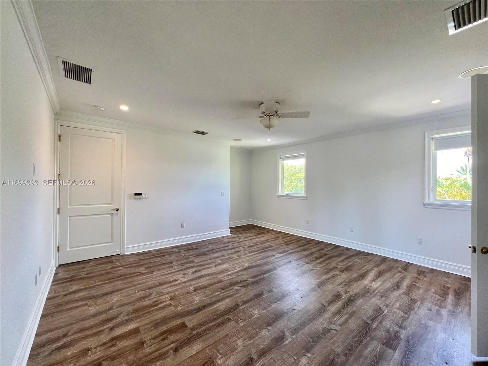 573 Satinwood Dr