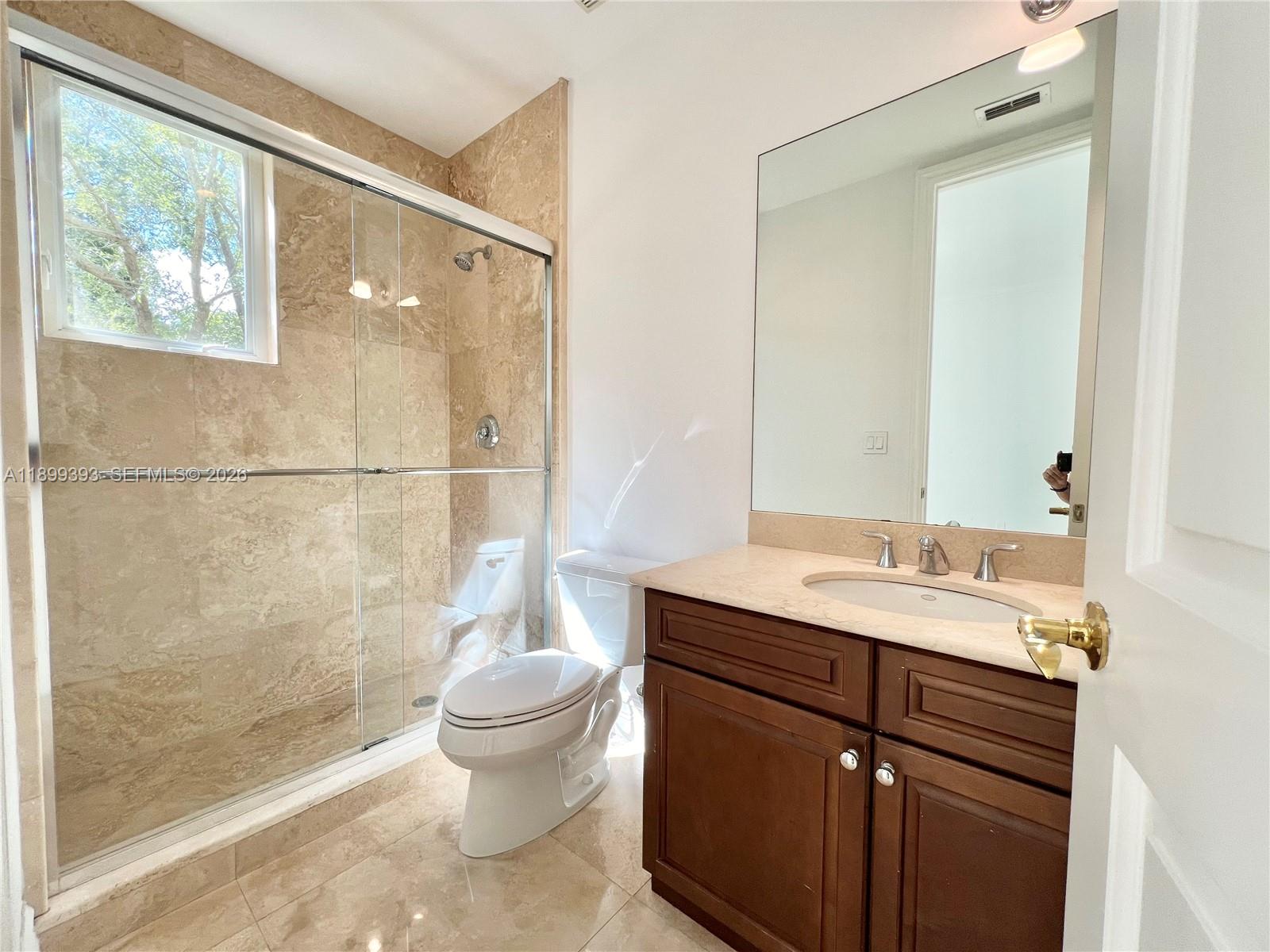 573 Satinwood Dr