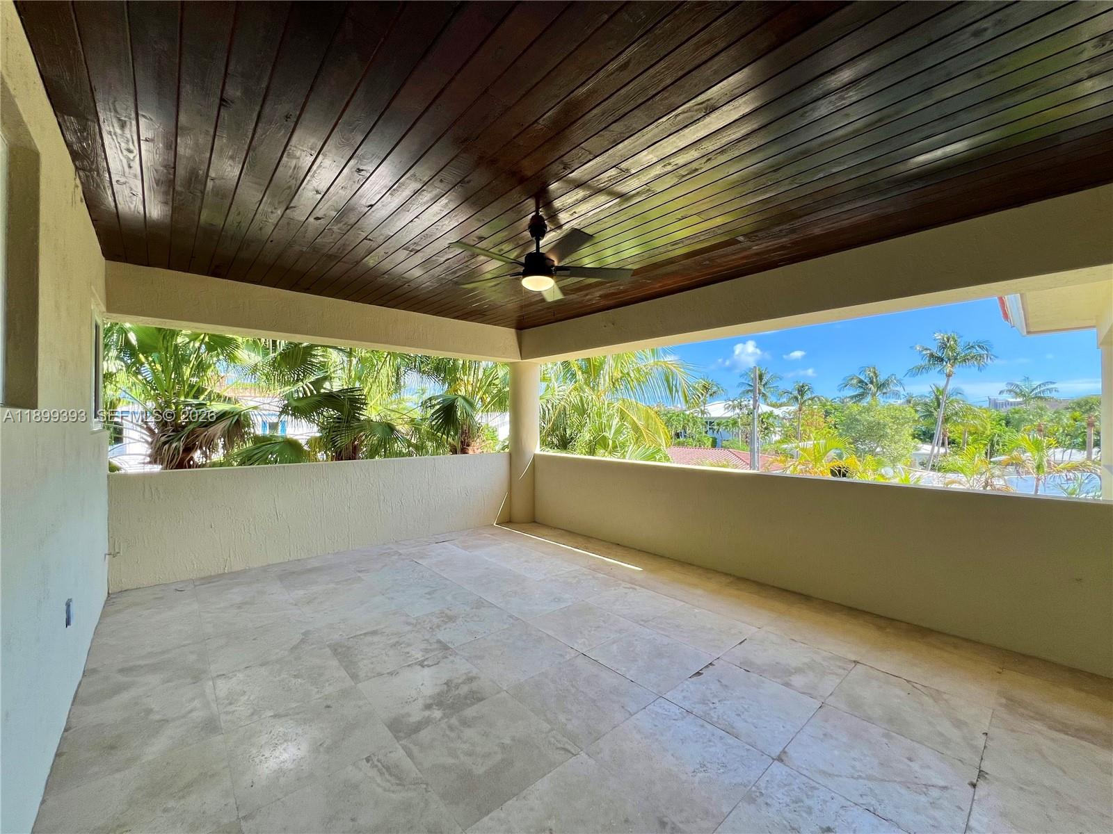 573 Satinwood Dr