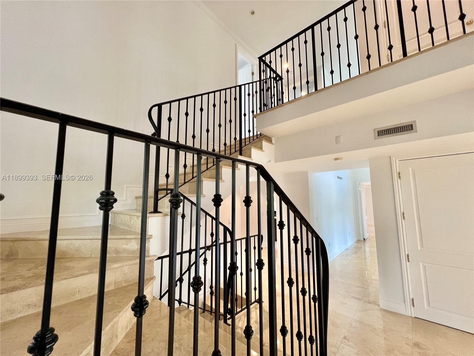 573 Satinwood Dr