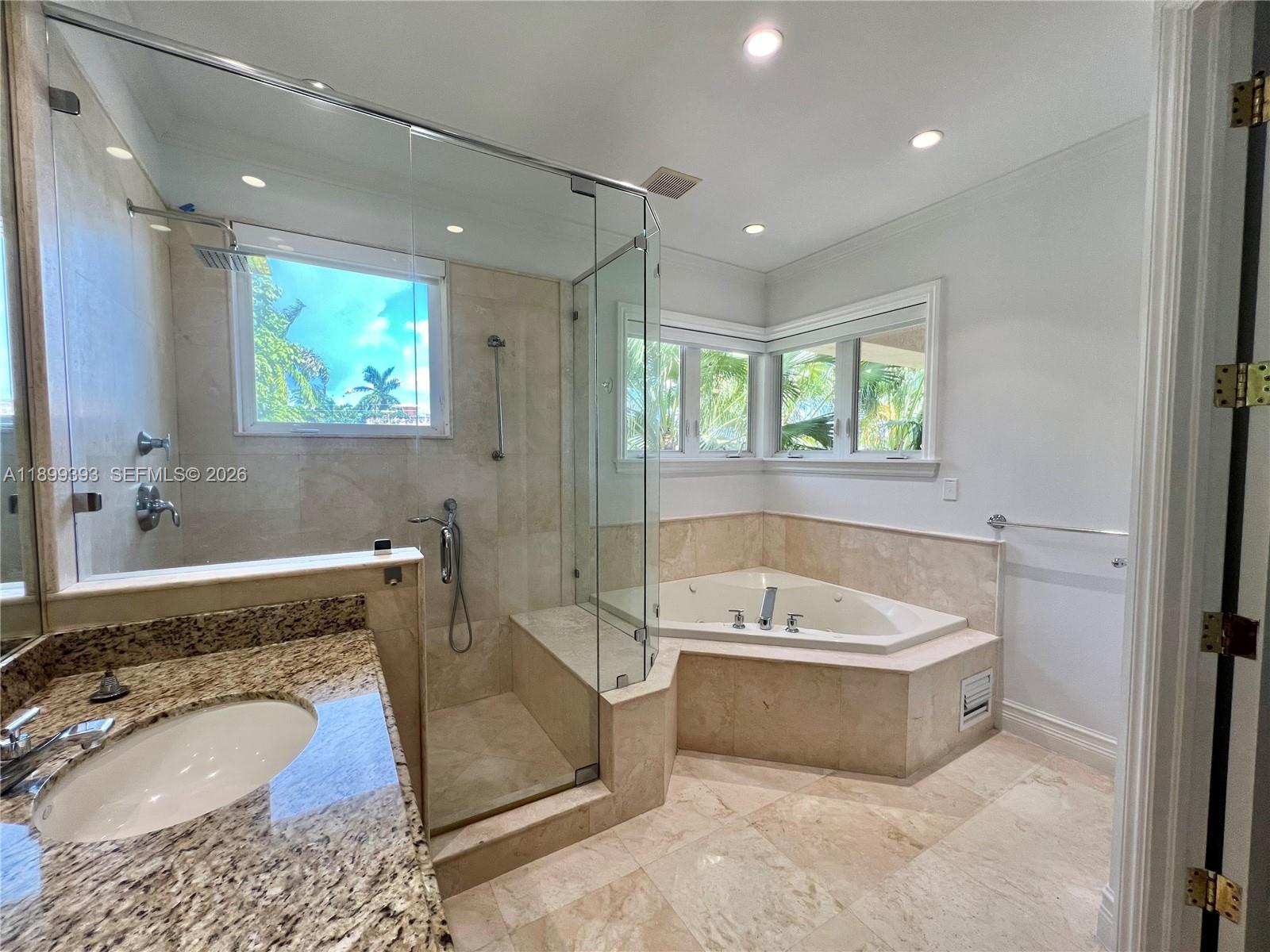 573 Satinwood Dr