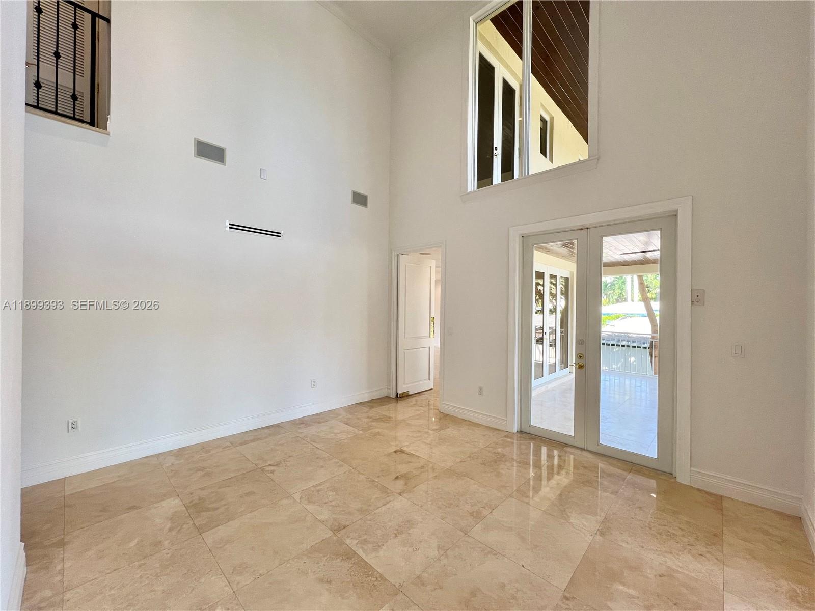 573 Satinwood Dr