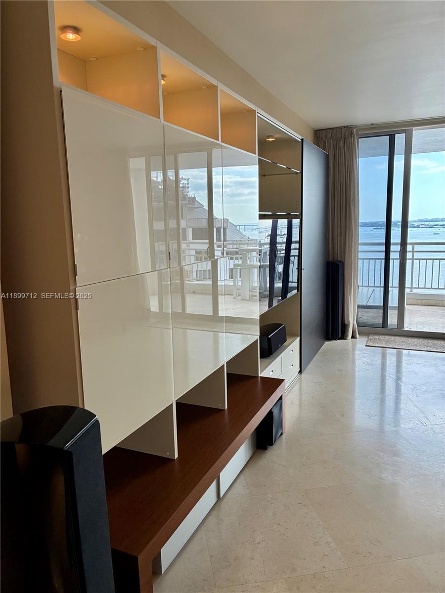 808 Brickell Key Dr # 1508
