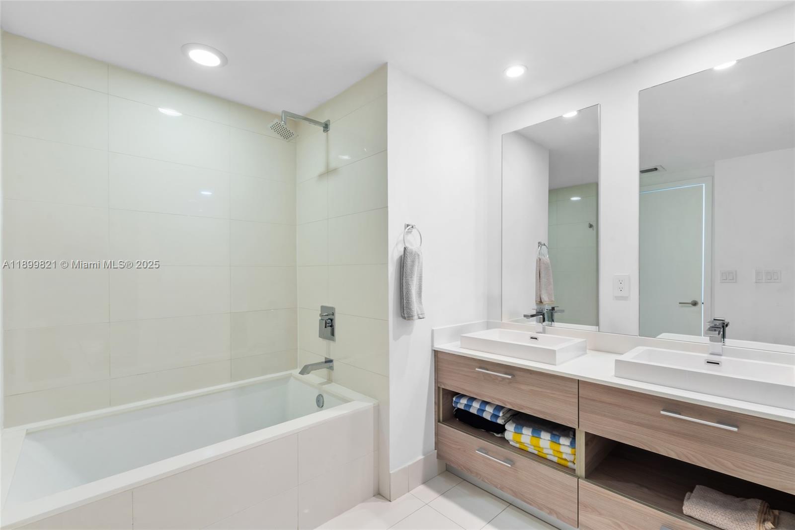 1300 S Miami Ave # 2803, Miami Unit: 2803