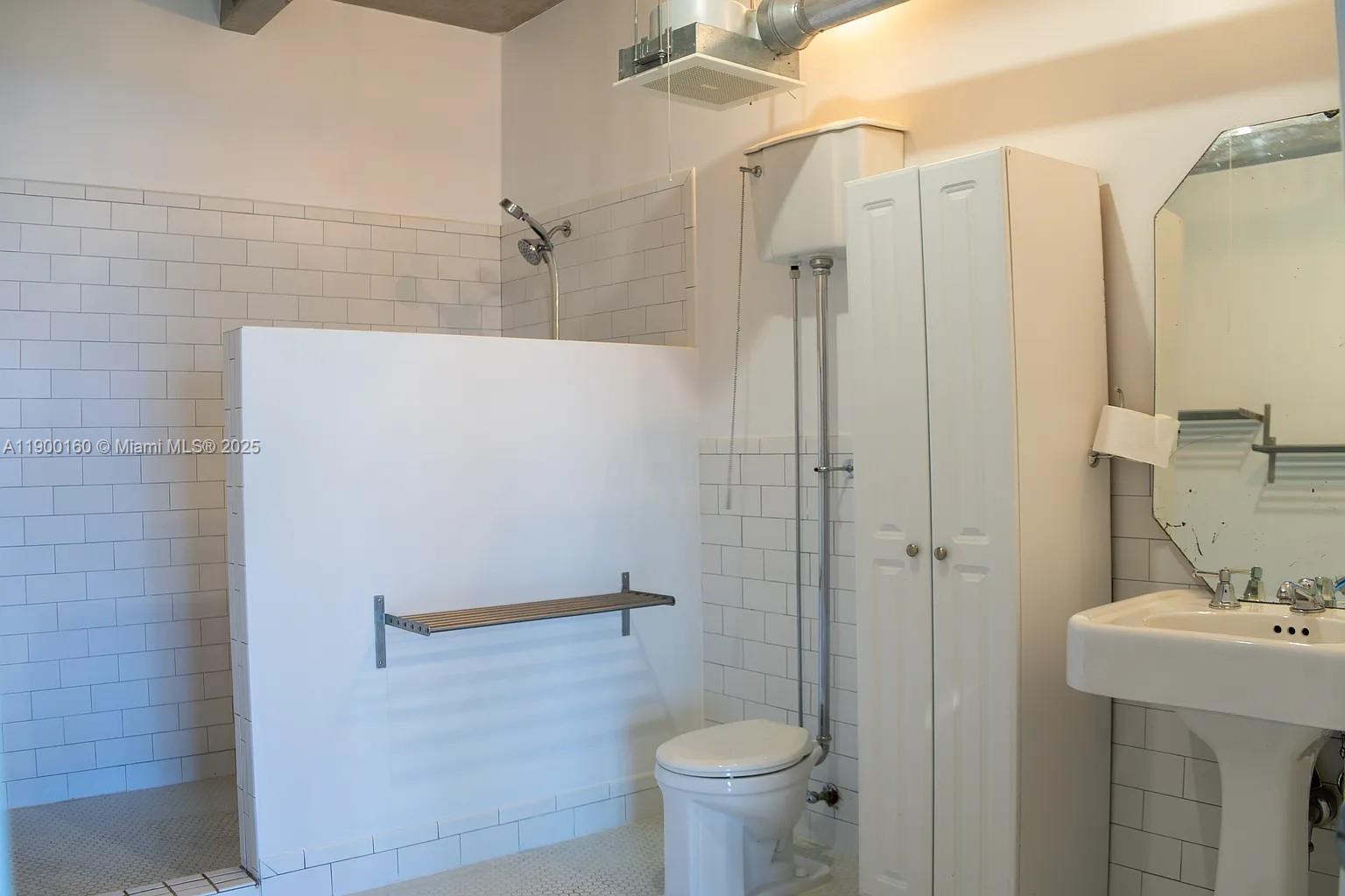 1749 NE Miami Ct Unit: 510