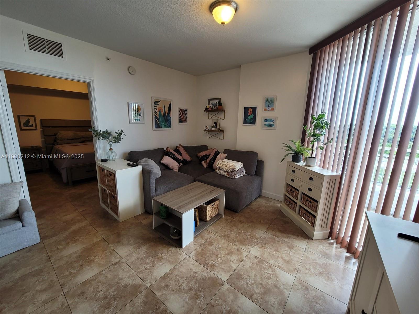 2600 SW 27th Ave # 502, Miami Unit: 502