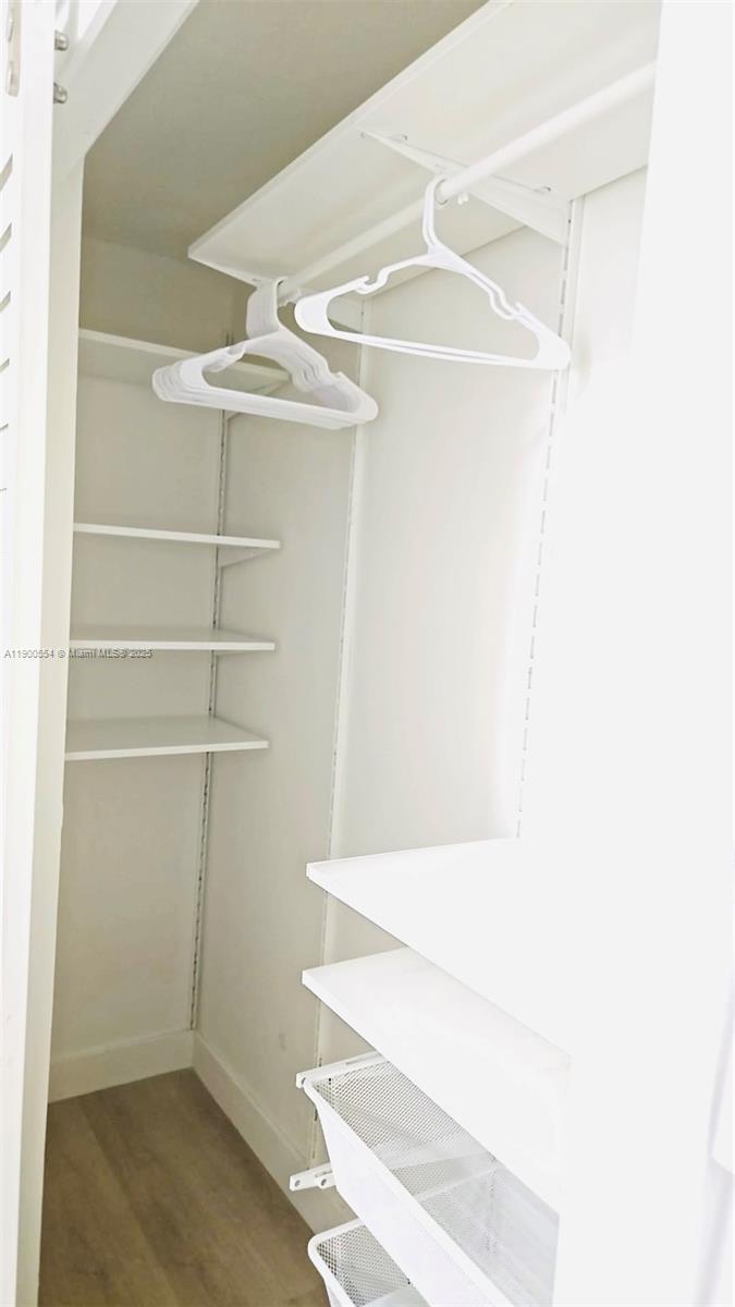 1550 Drexel Ave # 207