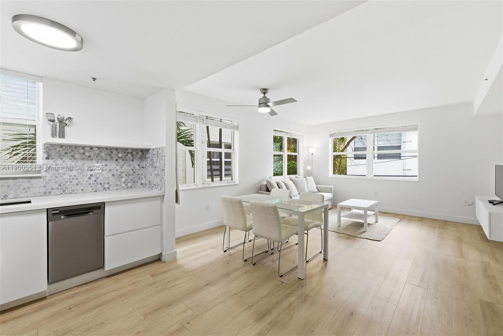 1550 Drexel Ave # 207