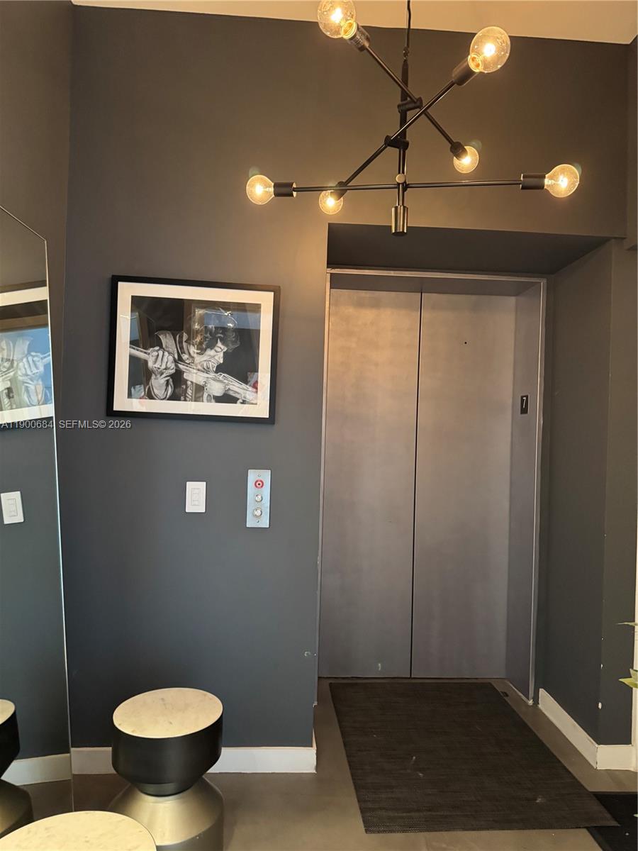 2020 N Bayshore Dr # 703