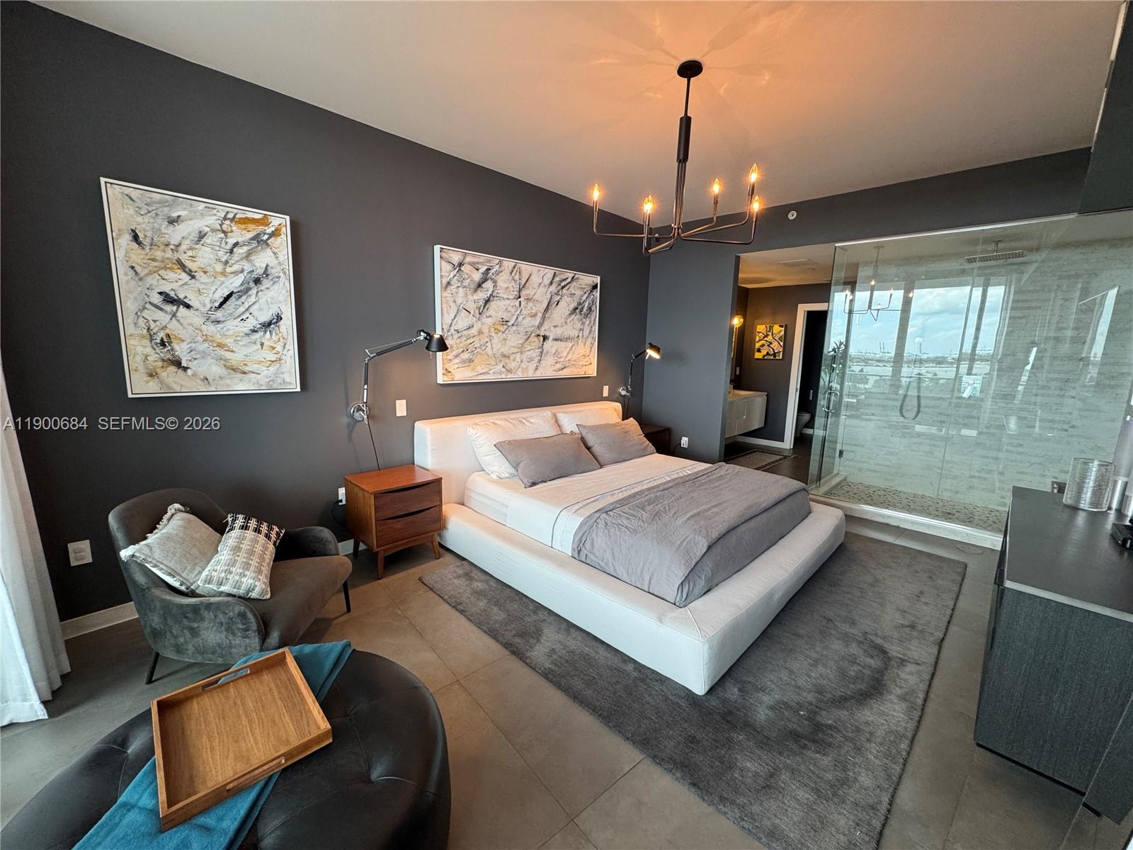 2020 N Bayshore Dr # 703