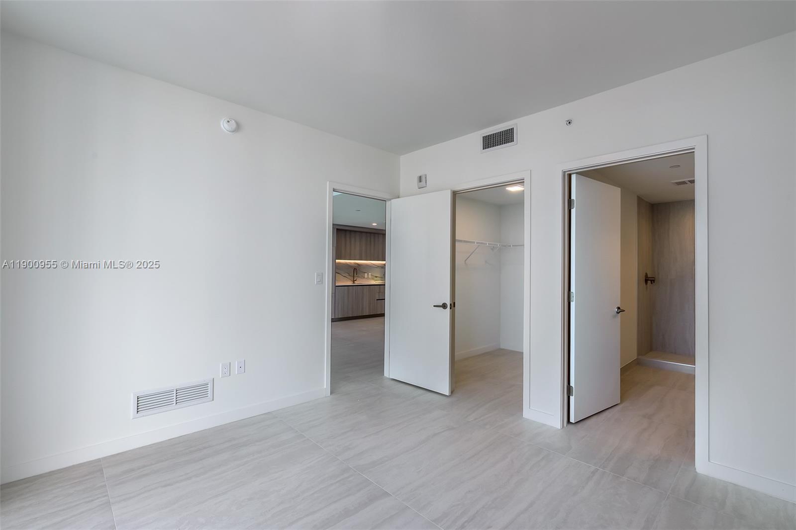 77 SE 5th Street # 2806, Miami Unit: 2806