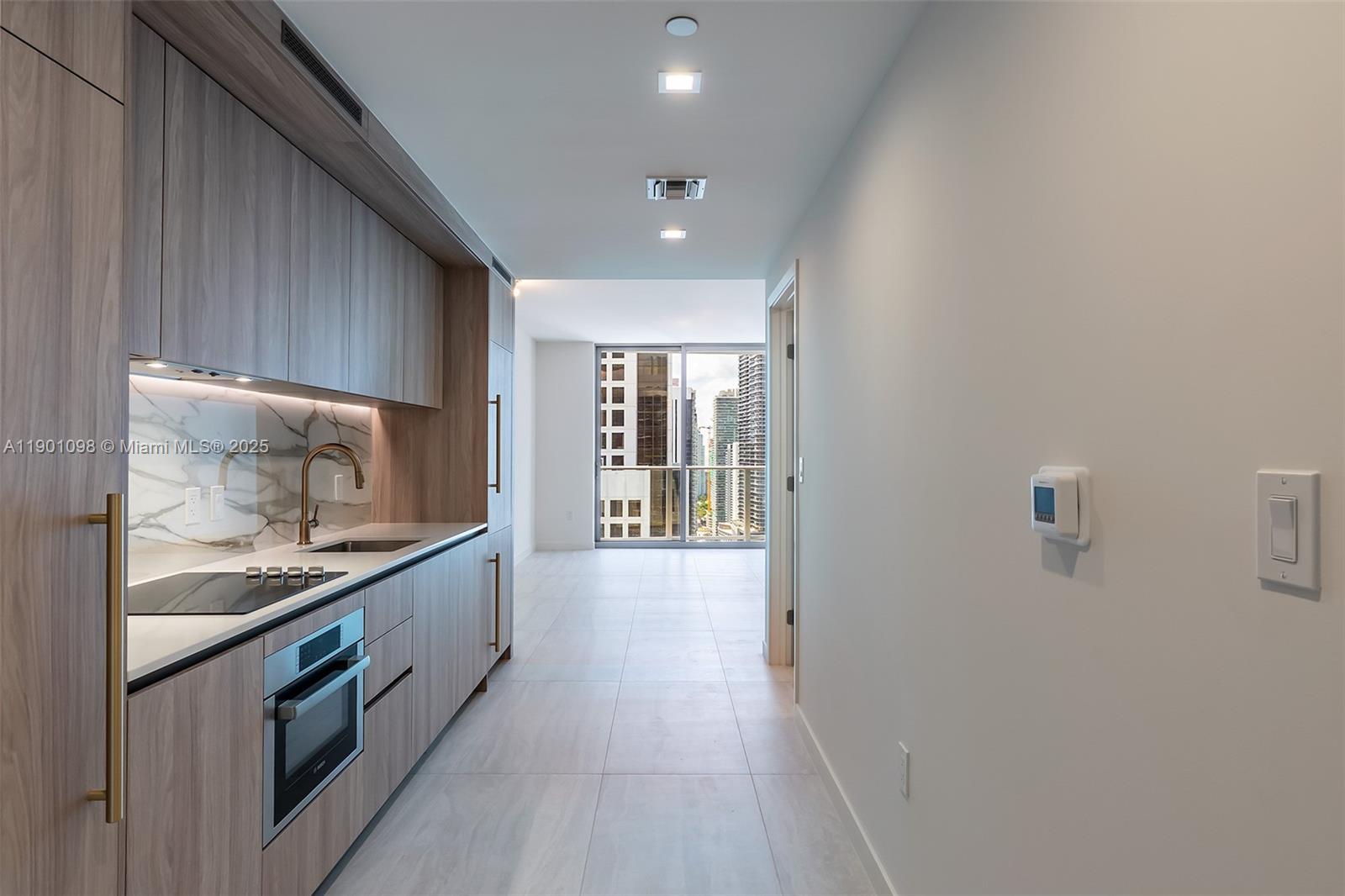 77 SE 5th Street # 2107, Miami Unit: 2107