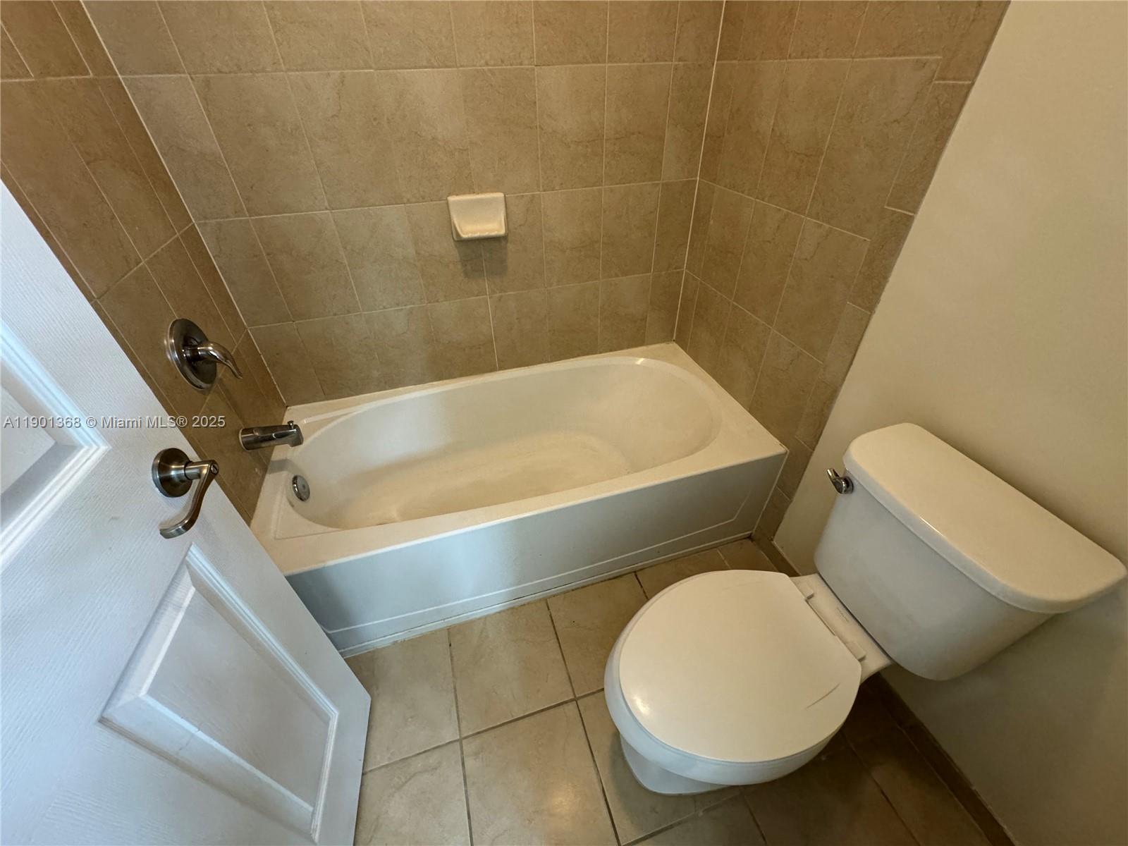 22411 SW 88th Pl # 26, Cutler Bay Unit: 14-26