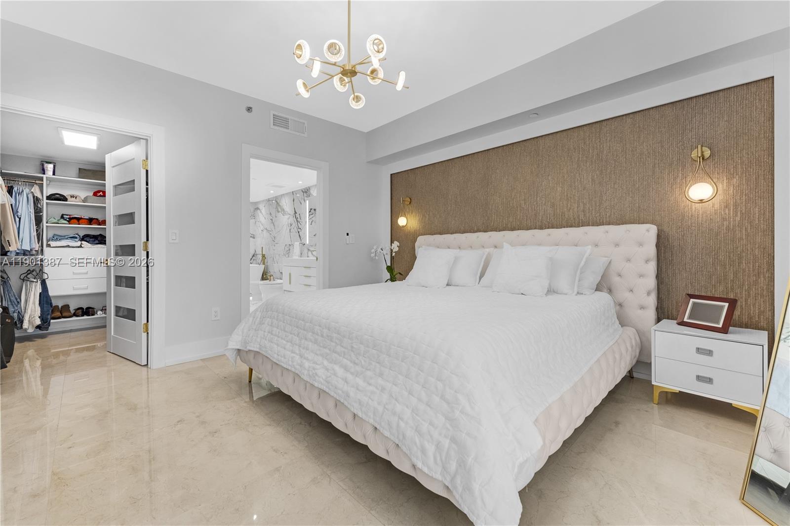 495 Brickell Ave # 3802