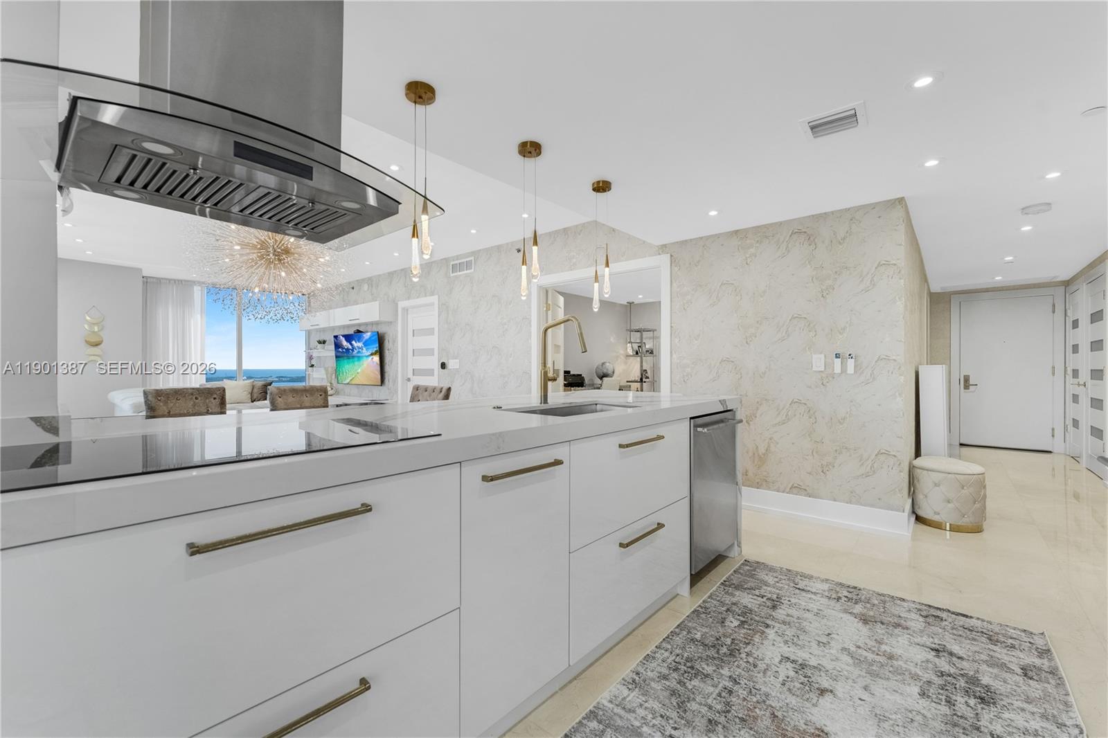 495 Brickell Ave # 3802