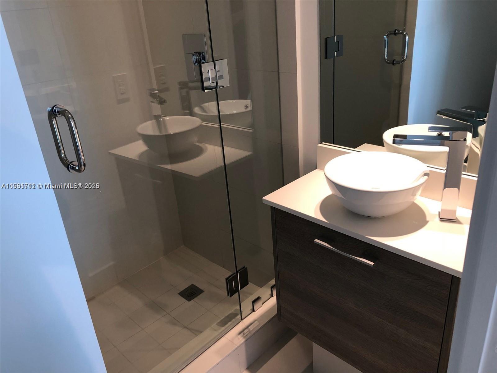 650 NE 32 St # 3605, Miami Unit: 3605