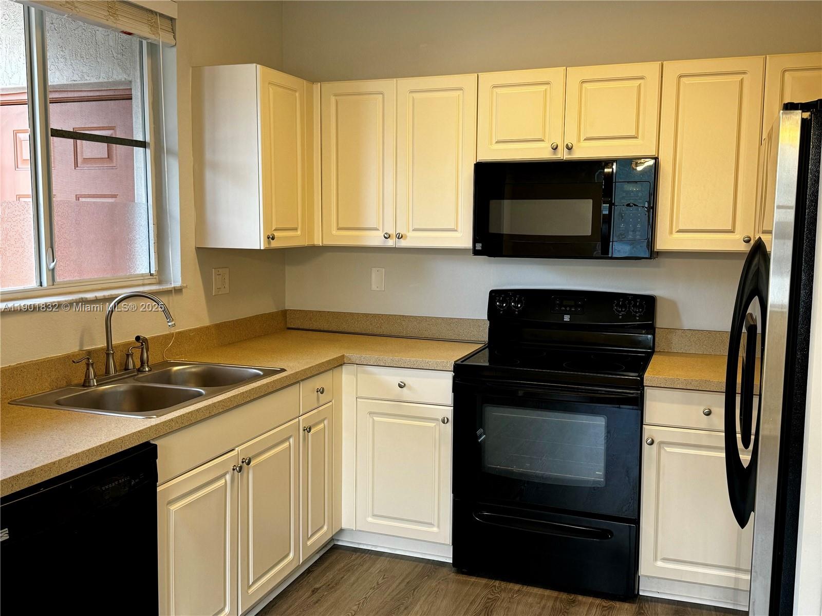 17333 NW 7th Ave # 201, Miami Gardens Unit: 201