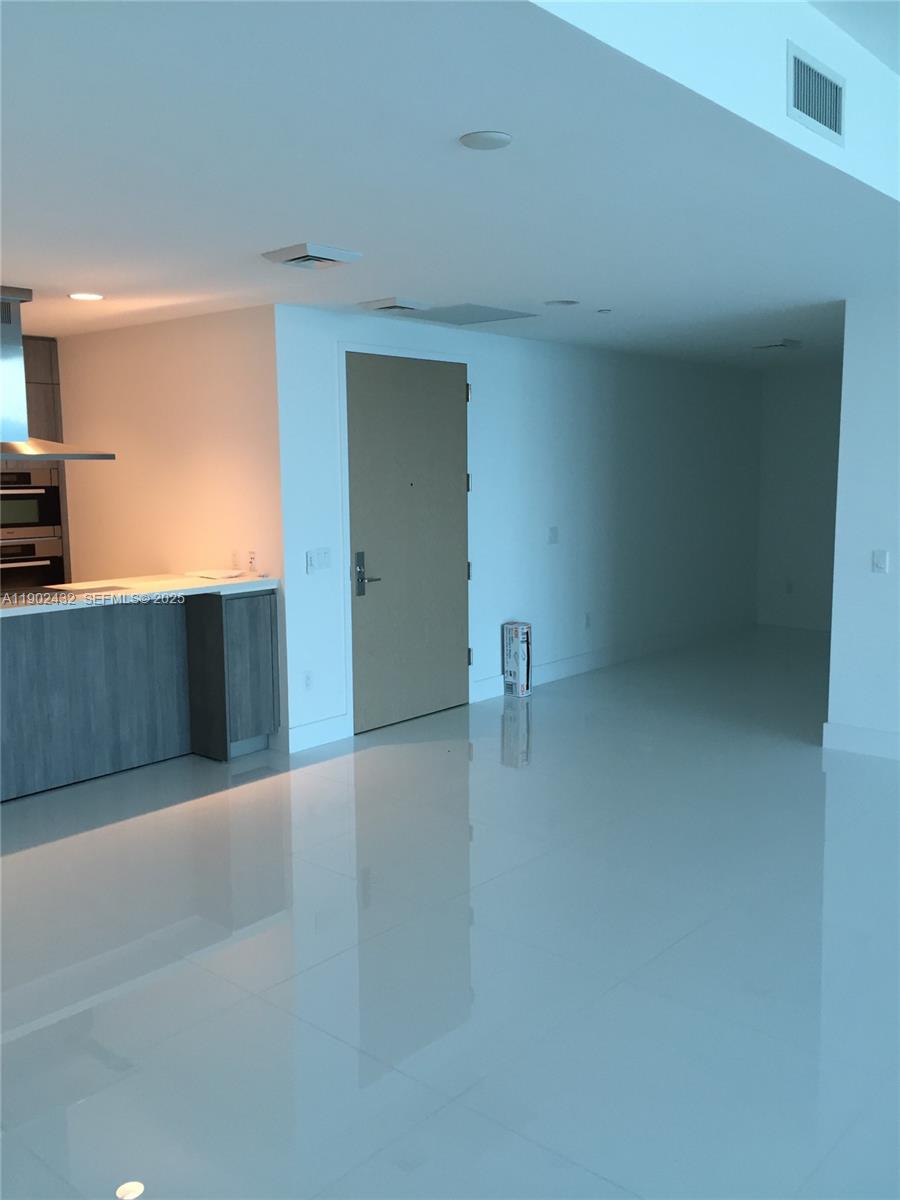 350 Ocean Dr # 704N, Key Biscayne Unit: 704N